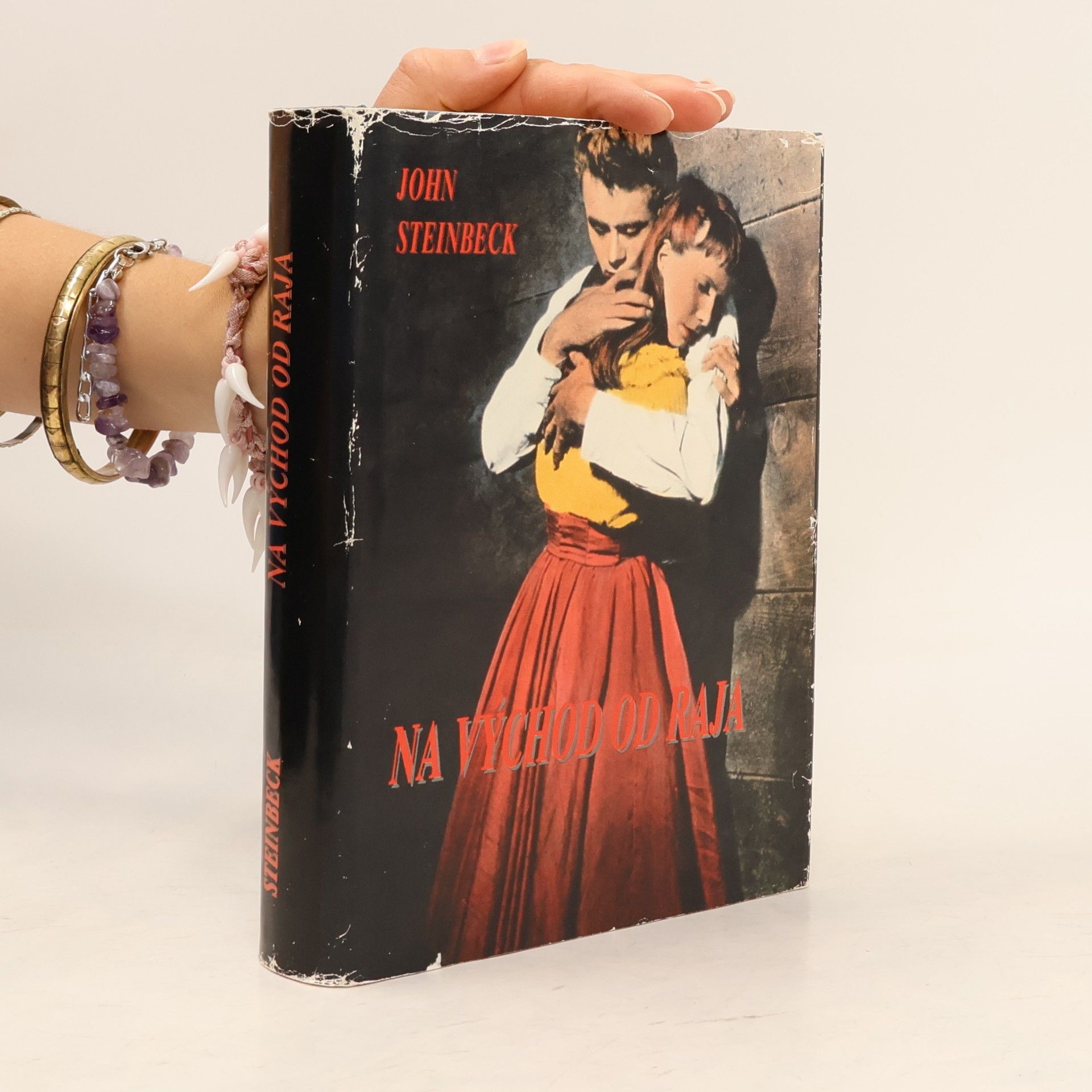 John Steinbeck Na východ od raja