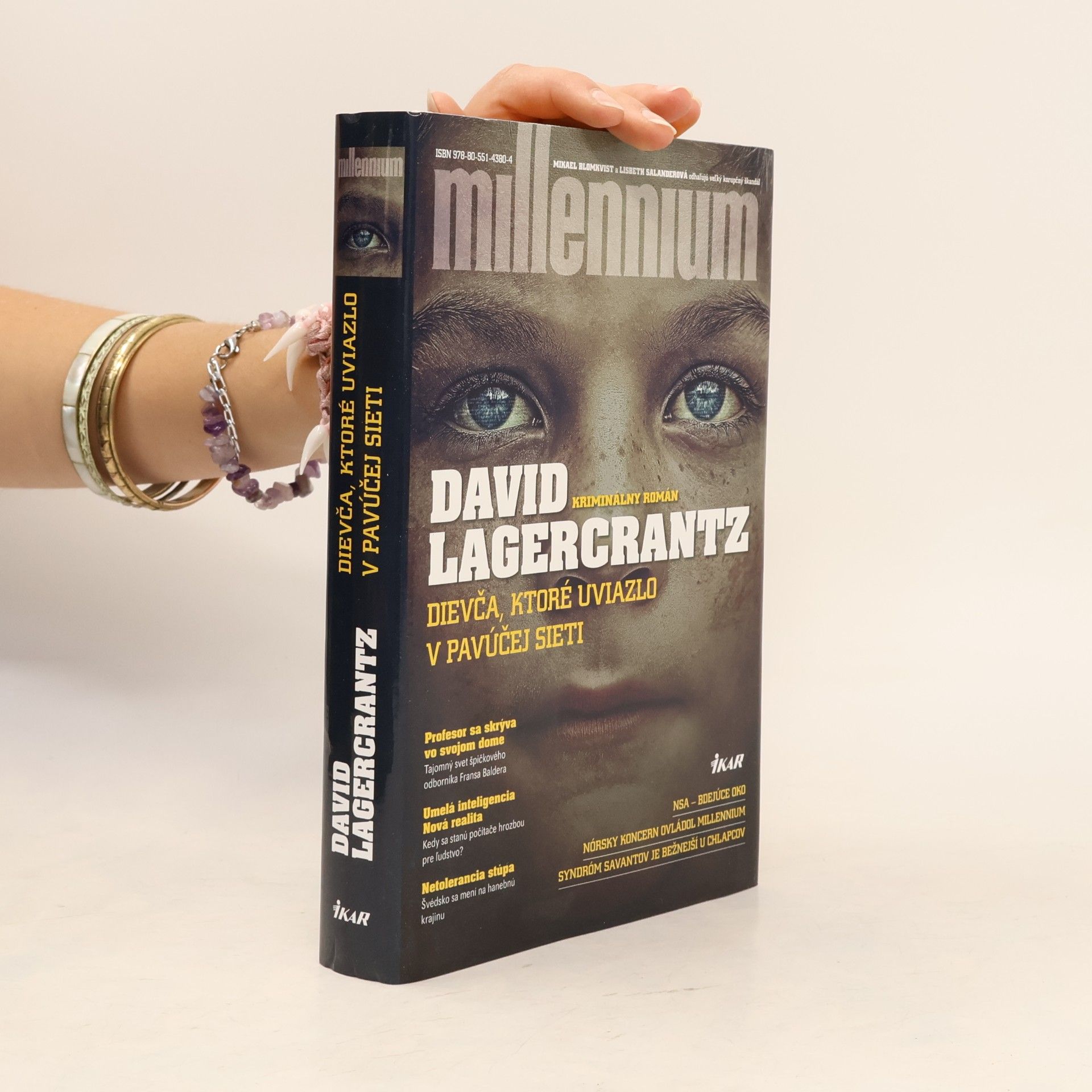 David Lagercrantz Dievča, ktoré uviazlo v pavúčej sieti