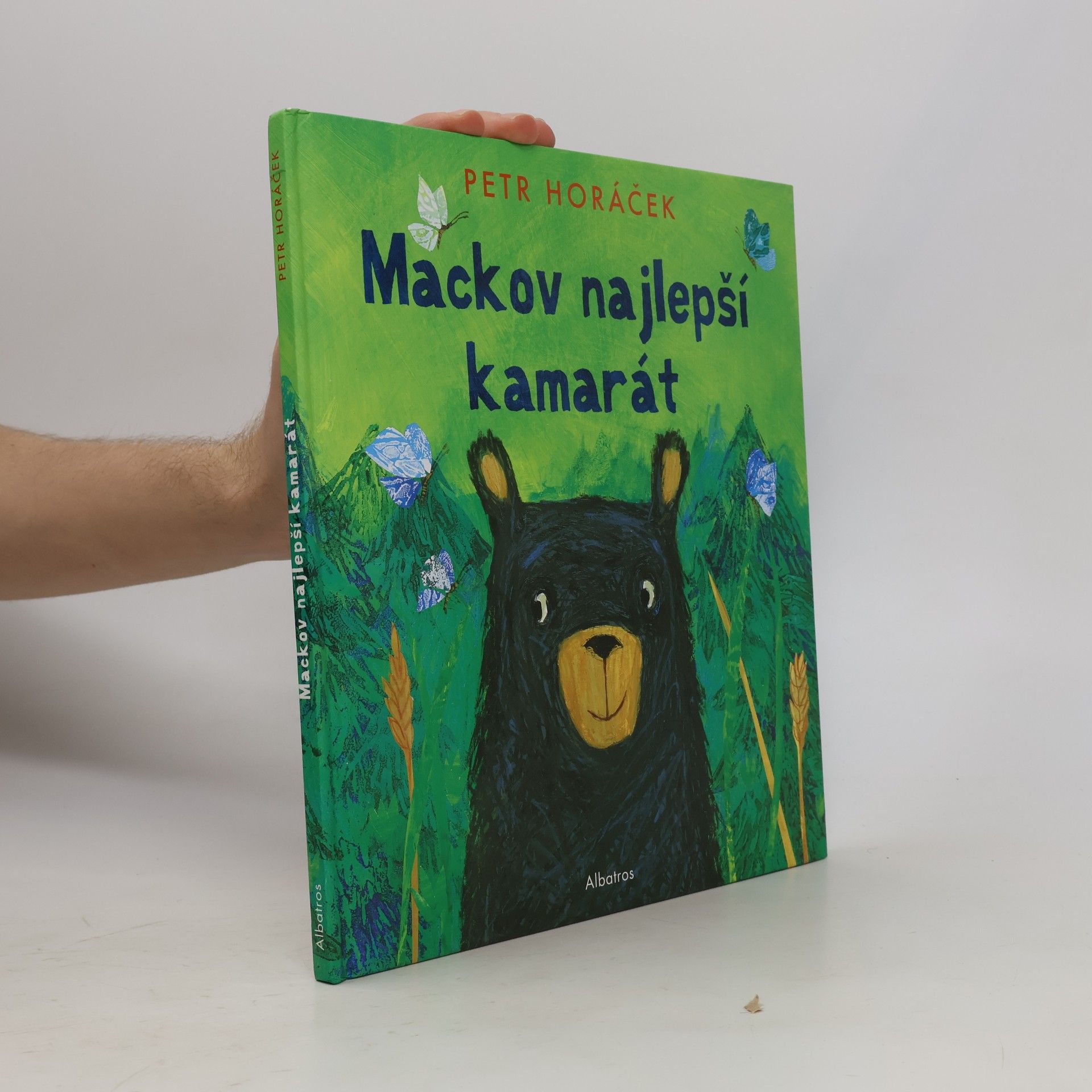 Petr Horác̆ek Mackov najlepší kamarát