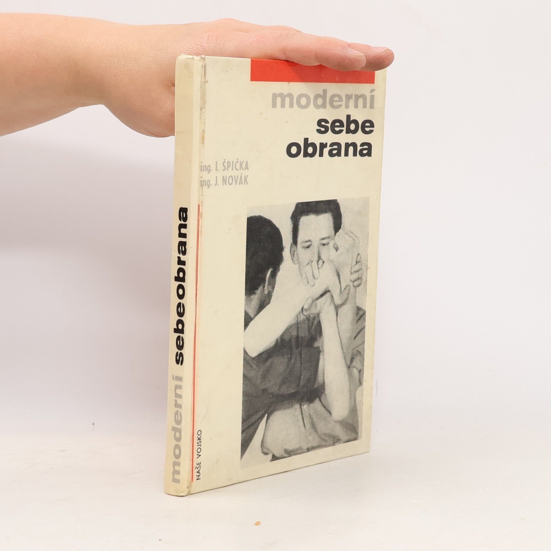 Ivan Špička Moderní sebeobrana