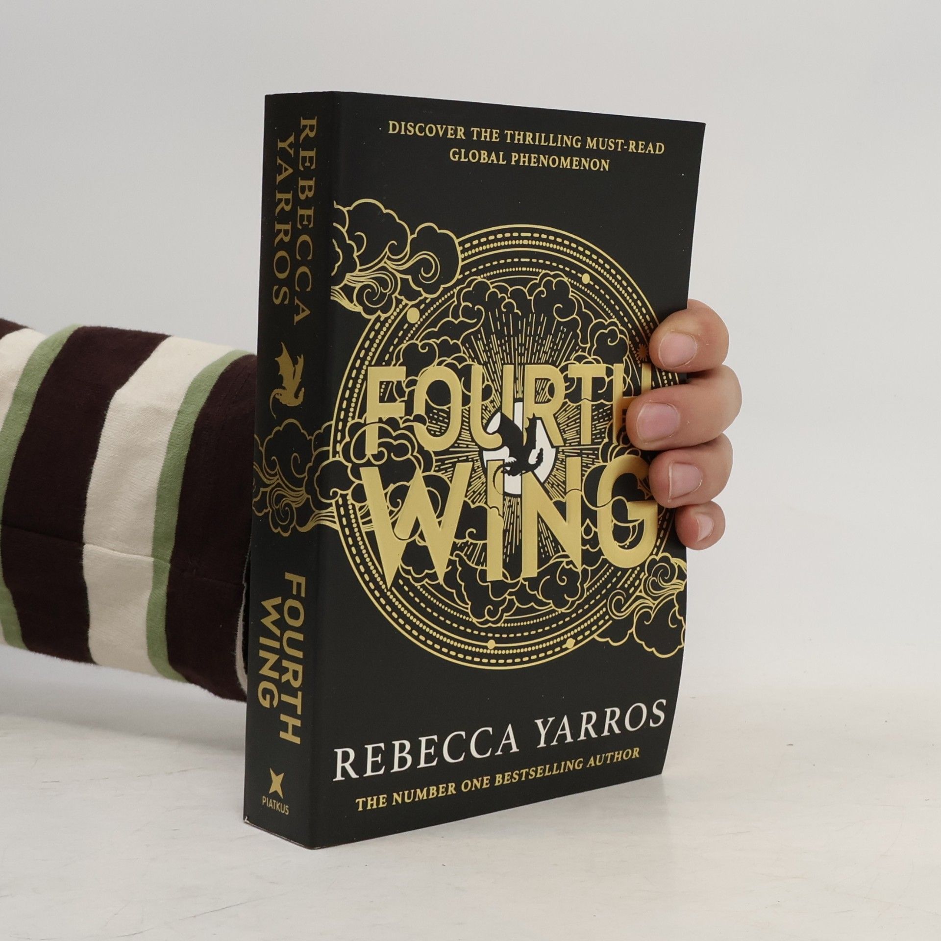 Rebecca Yarros Fourth Wing
