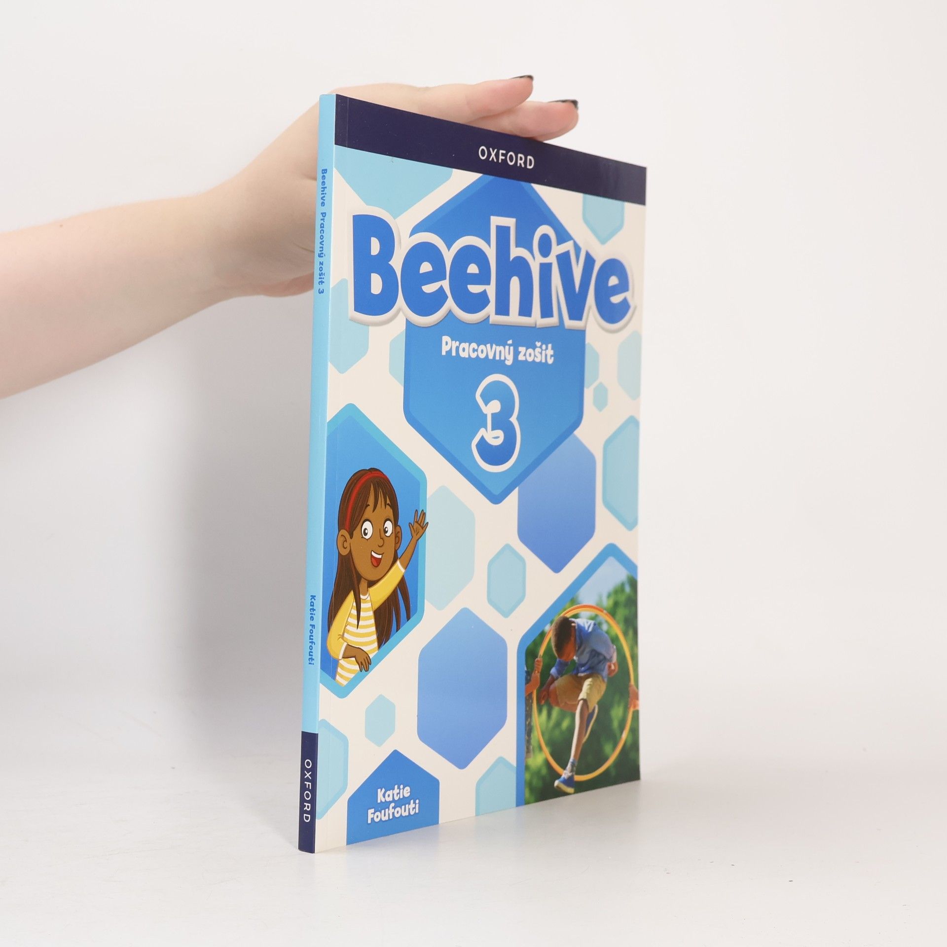 Katie Foufouti Beehive. Pracovný zošit 3
