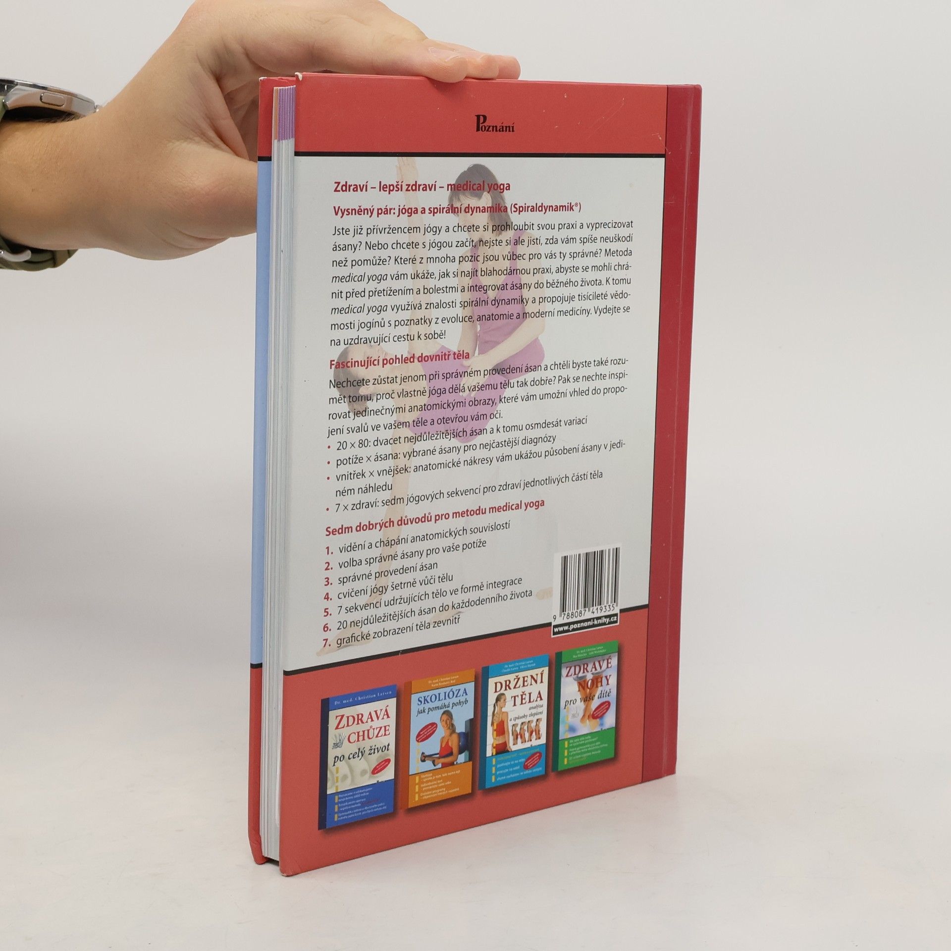 Various authors Medical yoga. Anatomicky správné cvičení