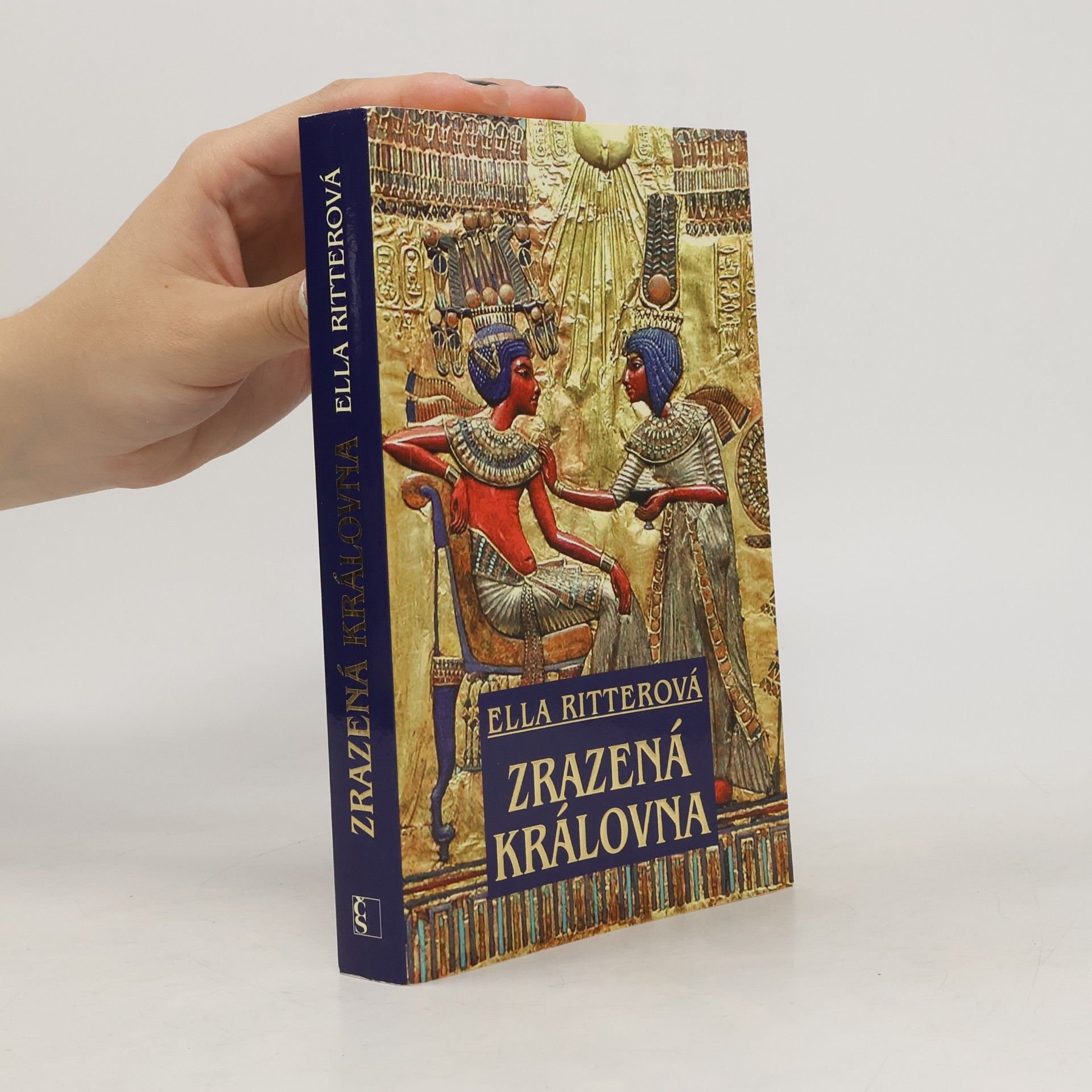 Ella Ritterová Zrazená královna