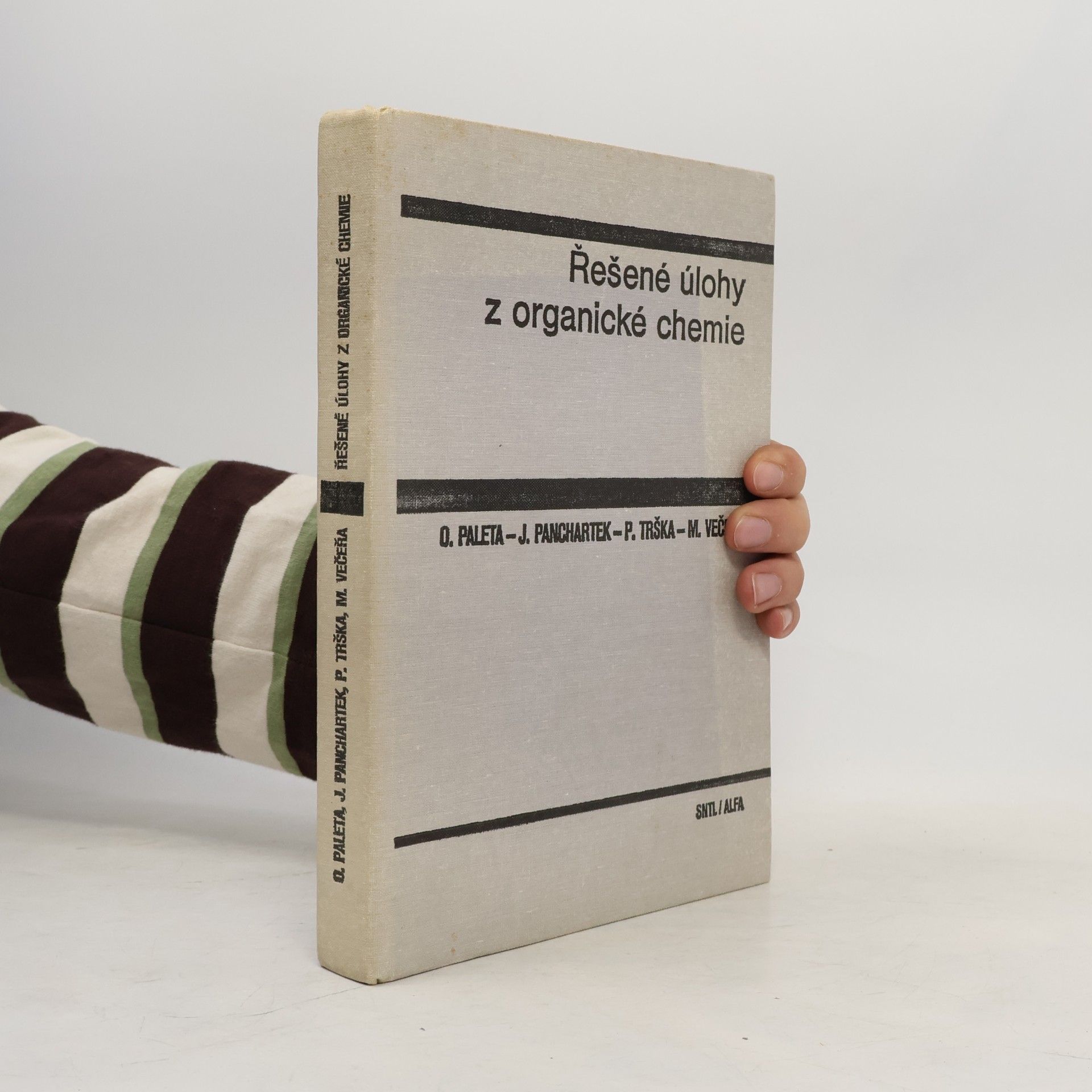 Collectif d'auteurs Řešené úlohy z organické chemie