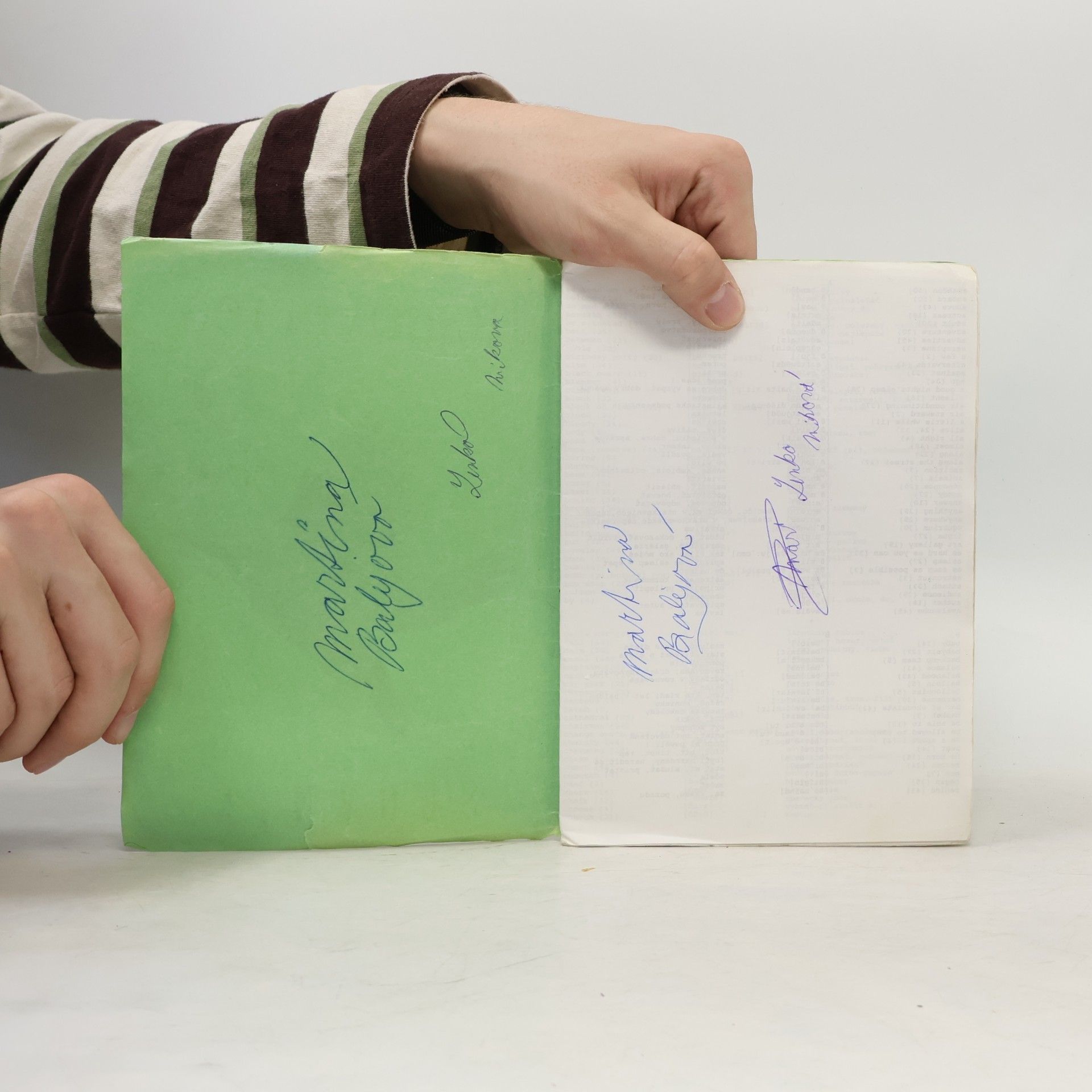 Various authors Discoveries 2. Slovník