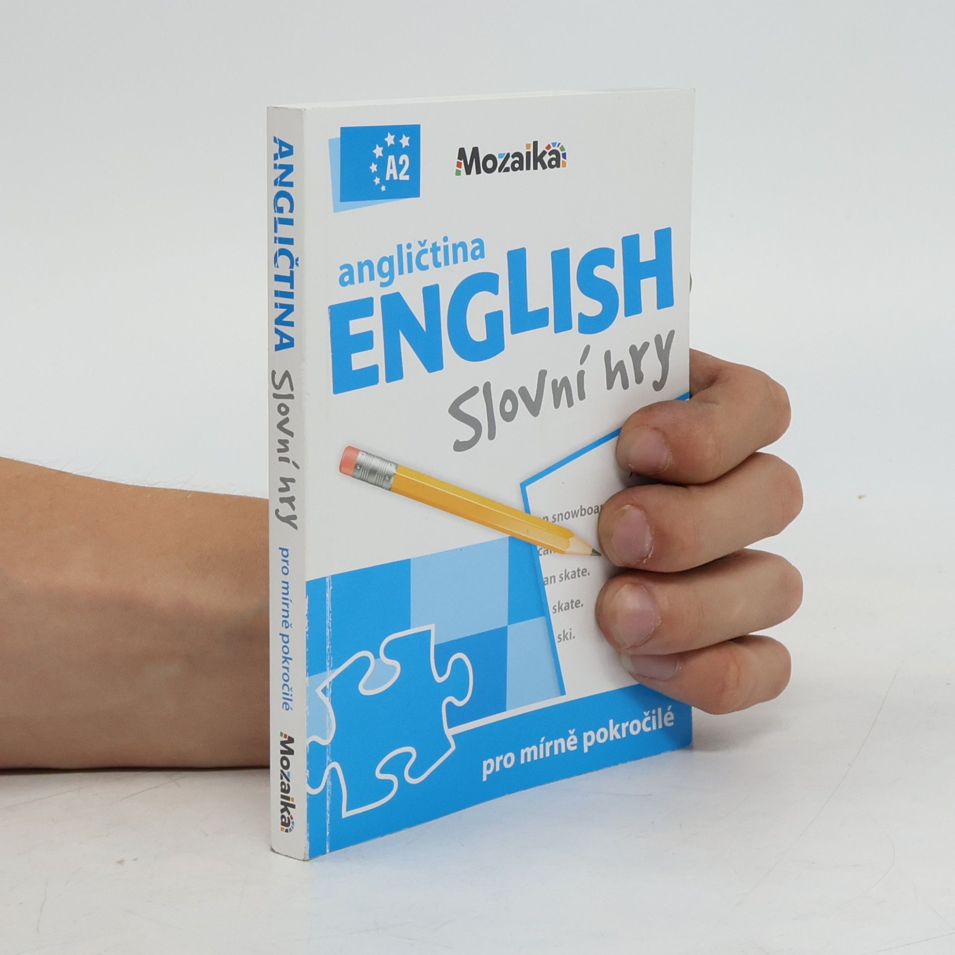 Gabrielle Smith-Dluha English = Angličtina : slovní hry pro mírně pokročilé : A2