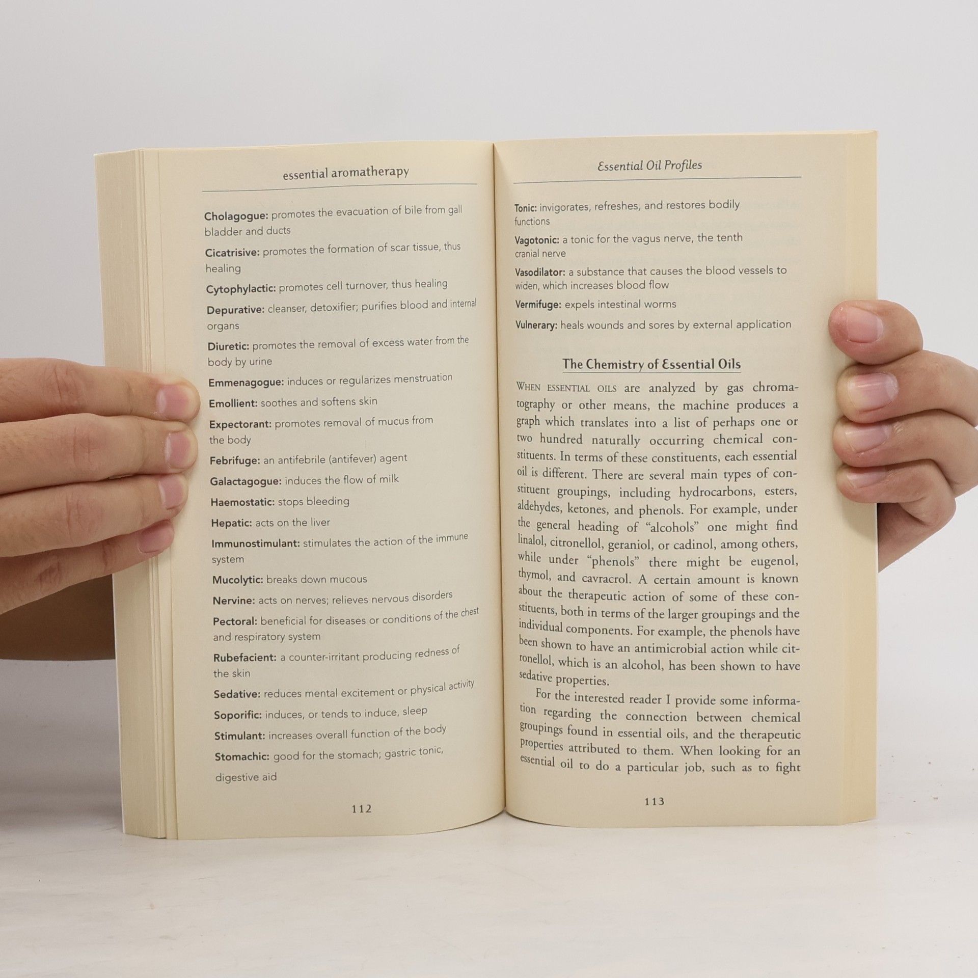Susan E. Worwood Essential Aromatherapy
