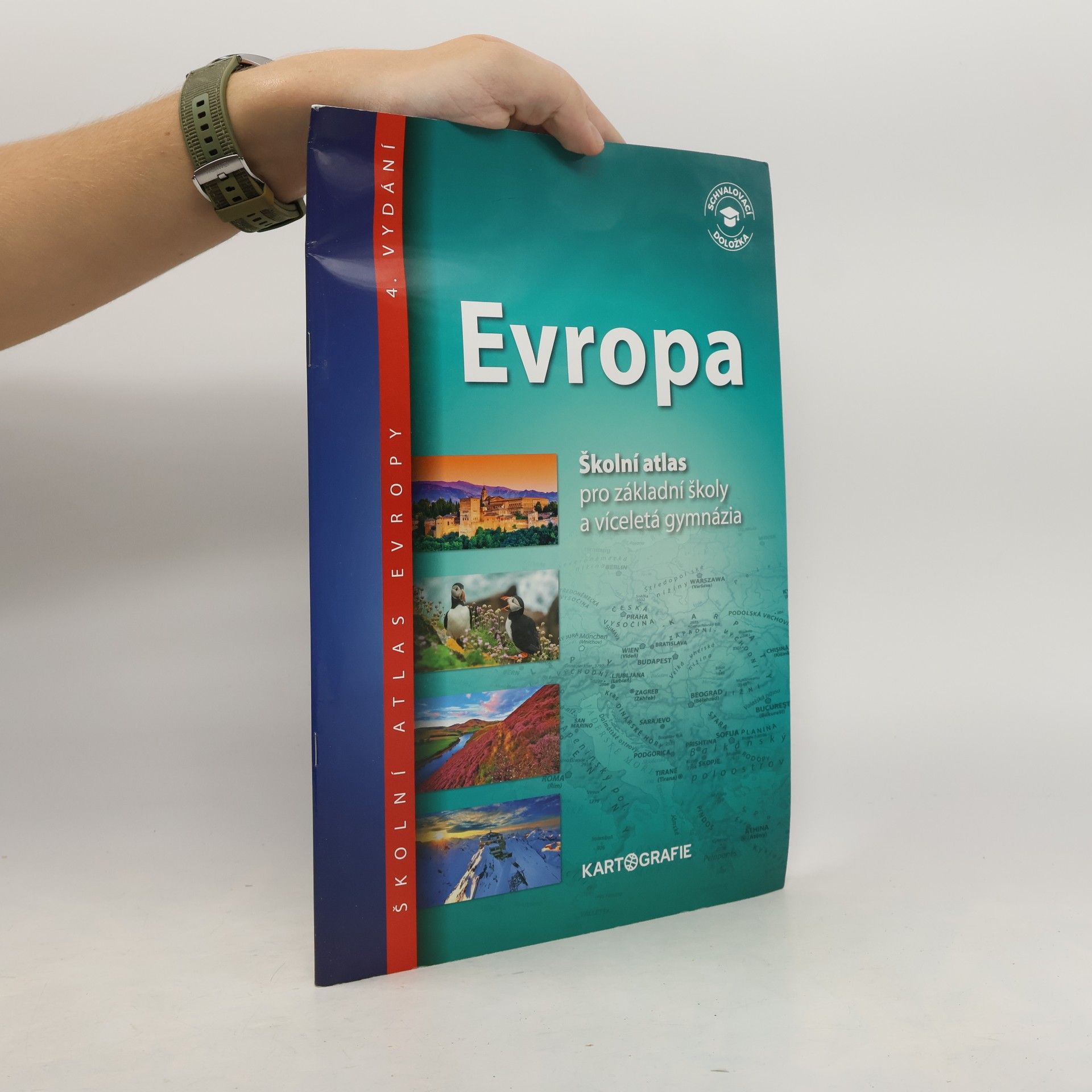 Autorenkollektiv Evropa. Školní atlas pro základní školy a víceletá gymnázia