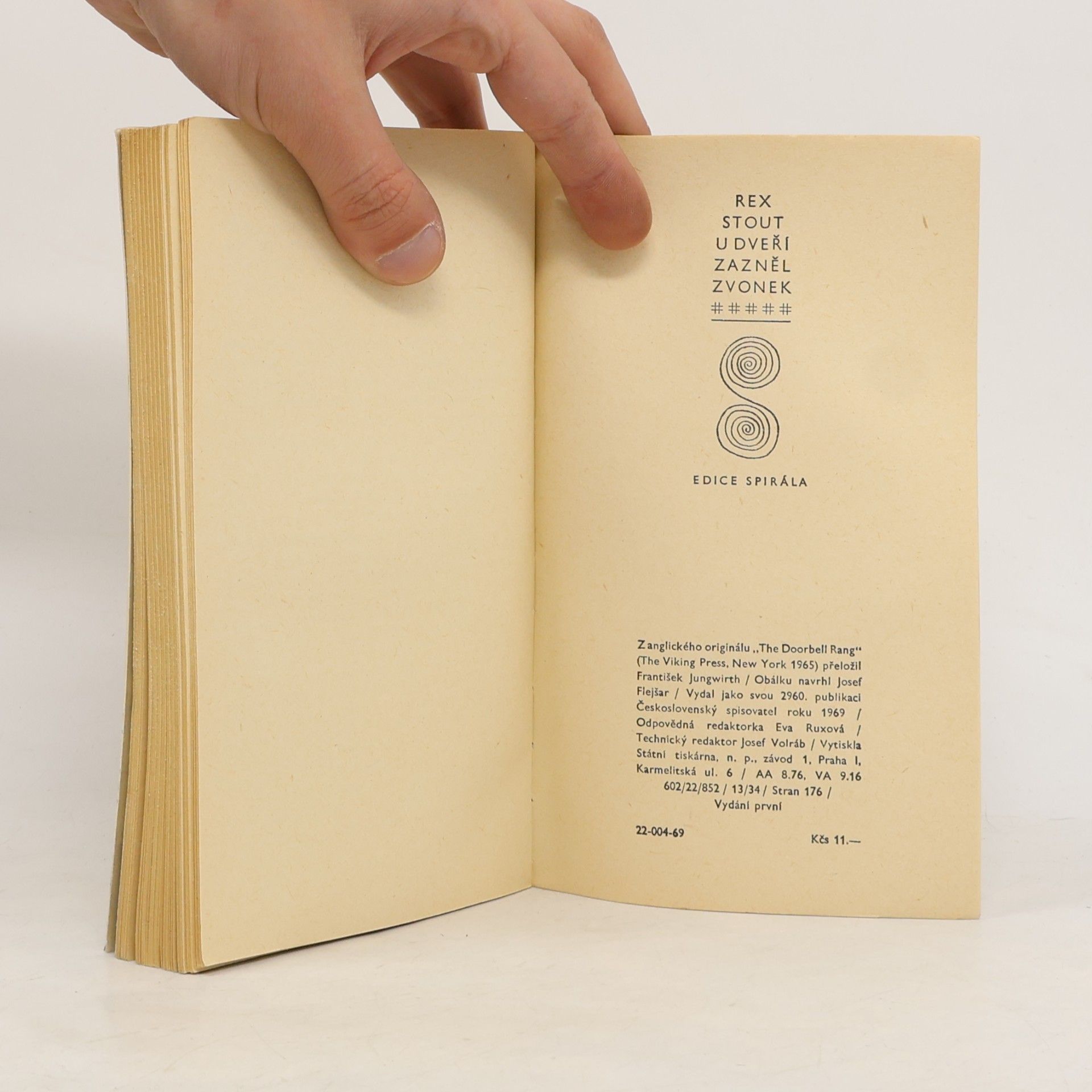 Rex Stout U dveří zazněl zvonek