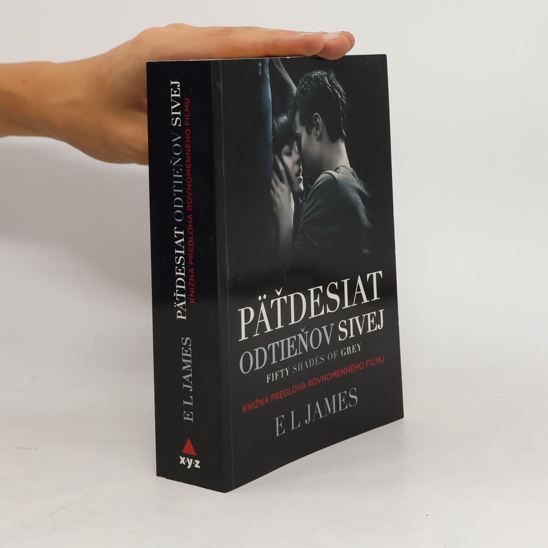 Päťdesiat odtieňov sivej