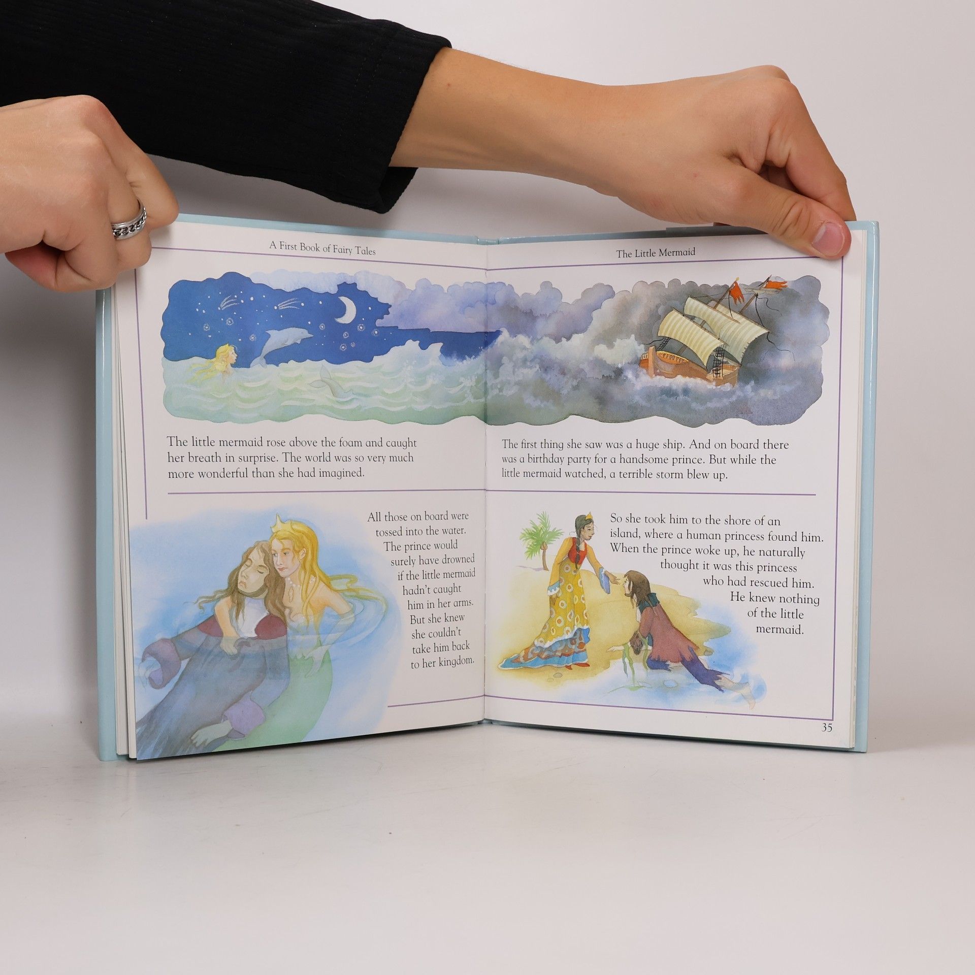 Mary Hoffman A First book of fairy tales