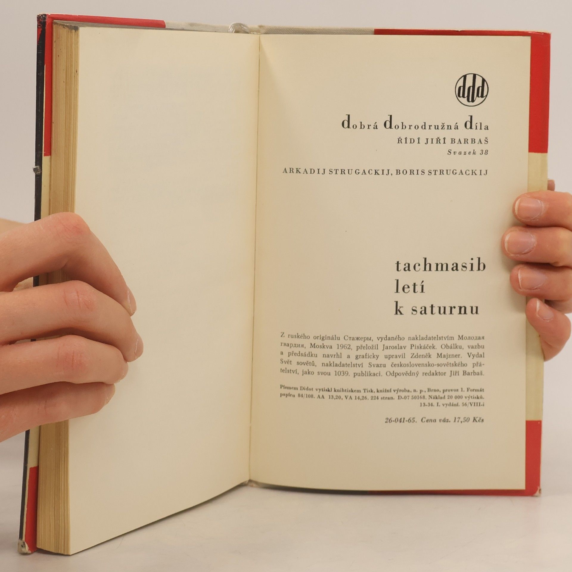 Arkady Strugatsky Tachmasib letí k Saturnu