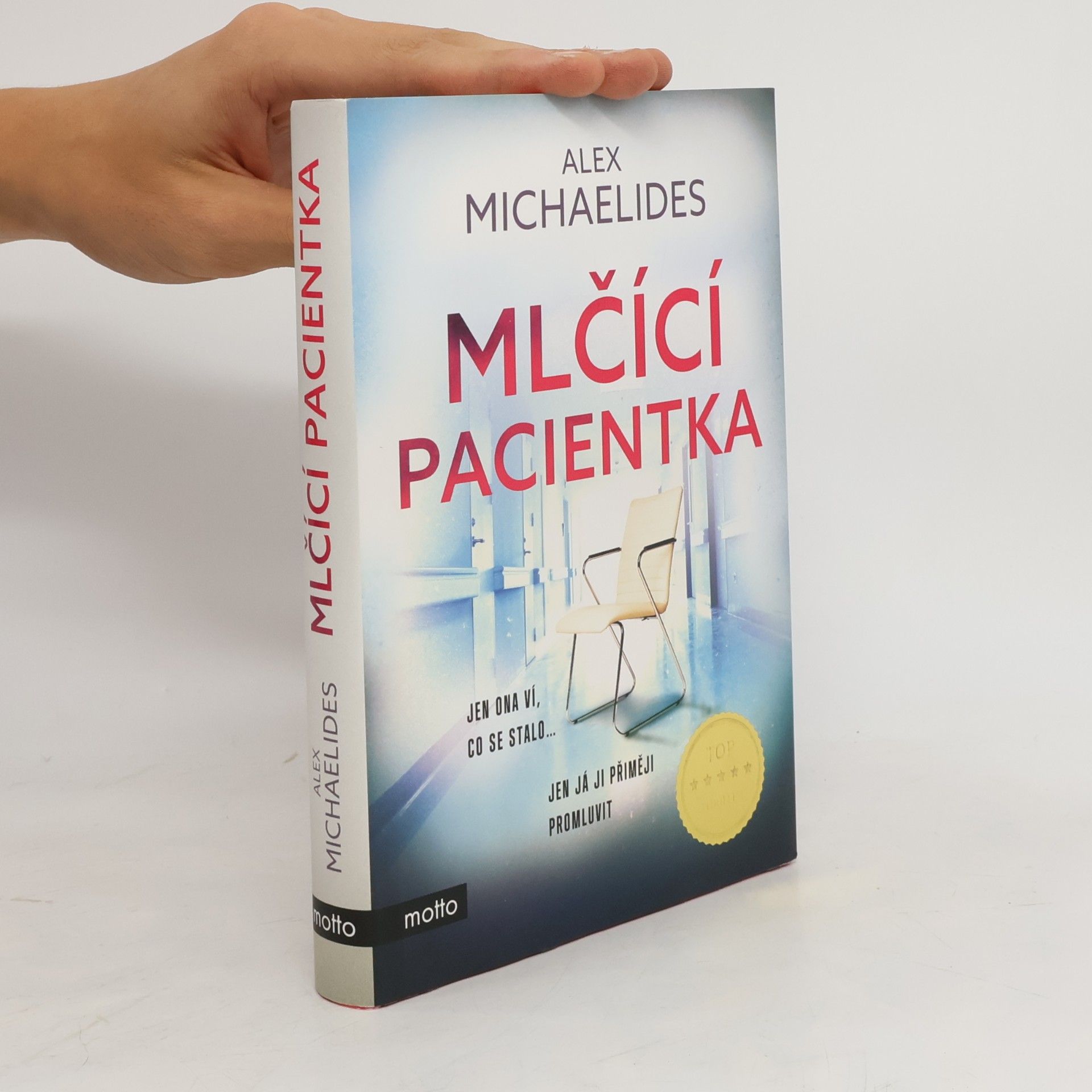 Alex Michaelides Mlčící pacientka