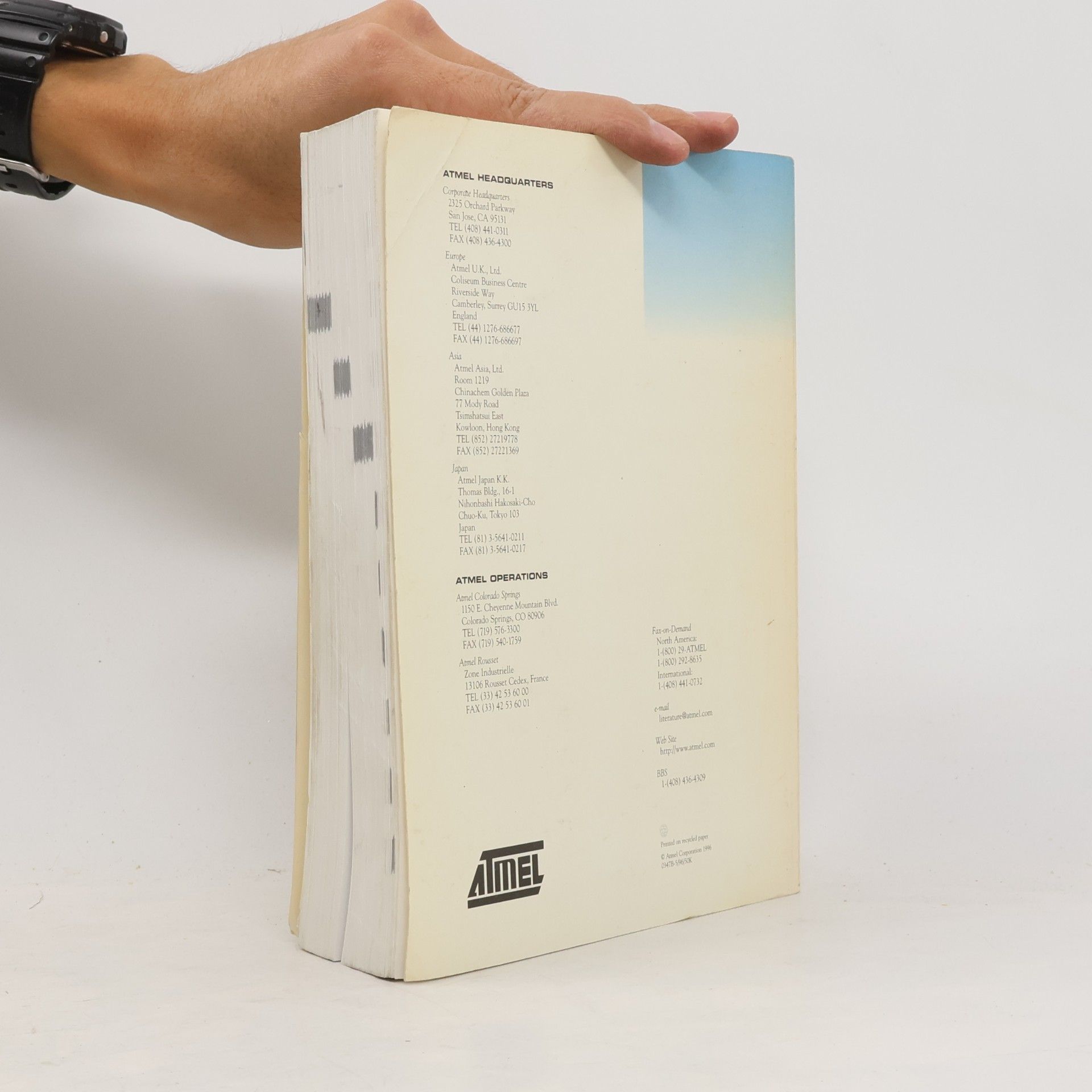 Collectif d'auteurs Nonvolatile Memory