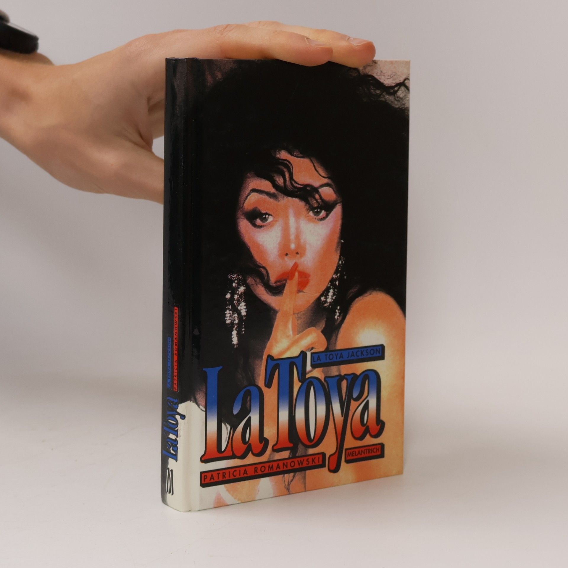 La Toya Jackson La Toya. Mládí v rodině Jacksonových