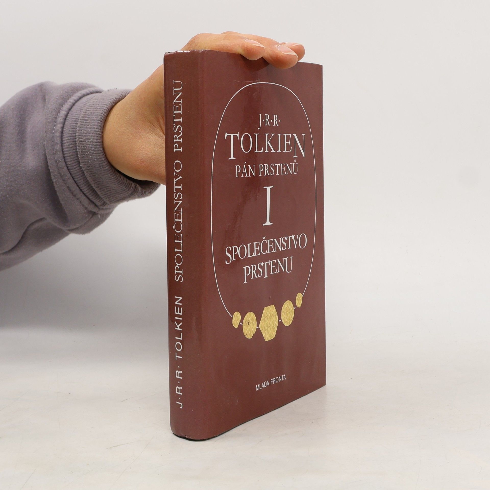 J. R. R. Tolkien Pán prstenů I.