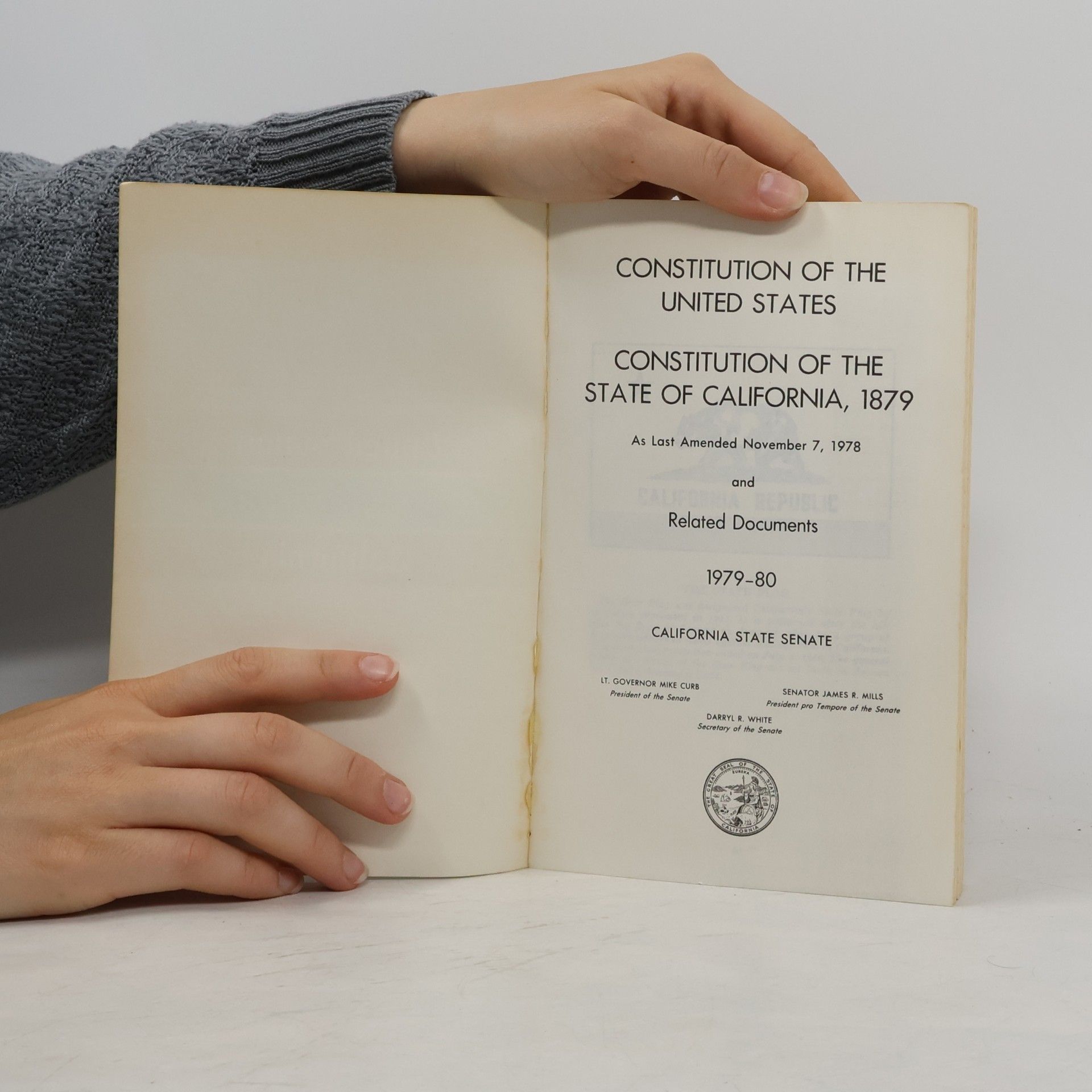 Various authors Constitution of the United States. Constitution of the State of California