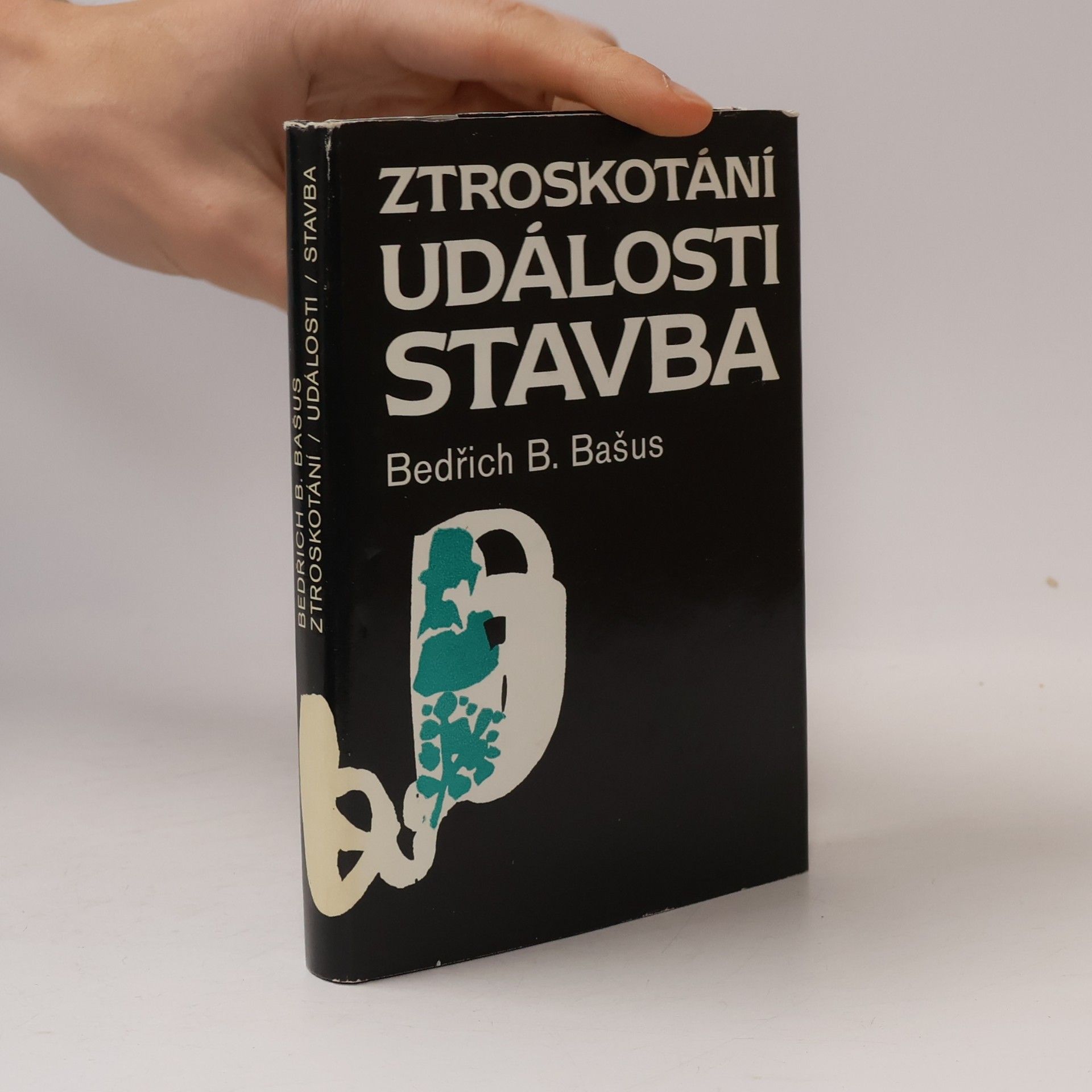 Ztroskotání. Události. Stavba