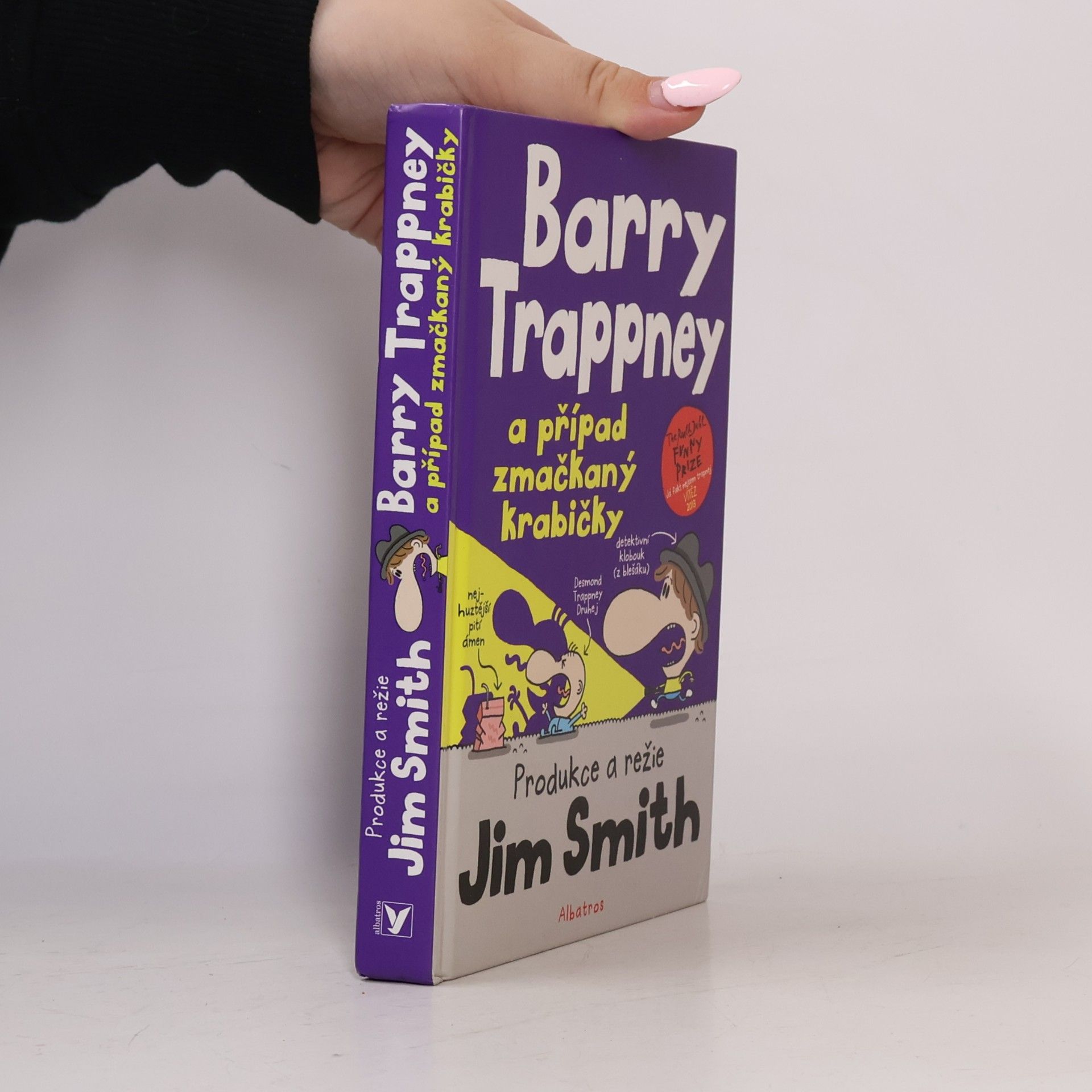 James Smith Barry Trappney a případ zmačkaný krabičky