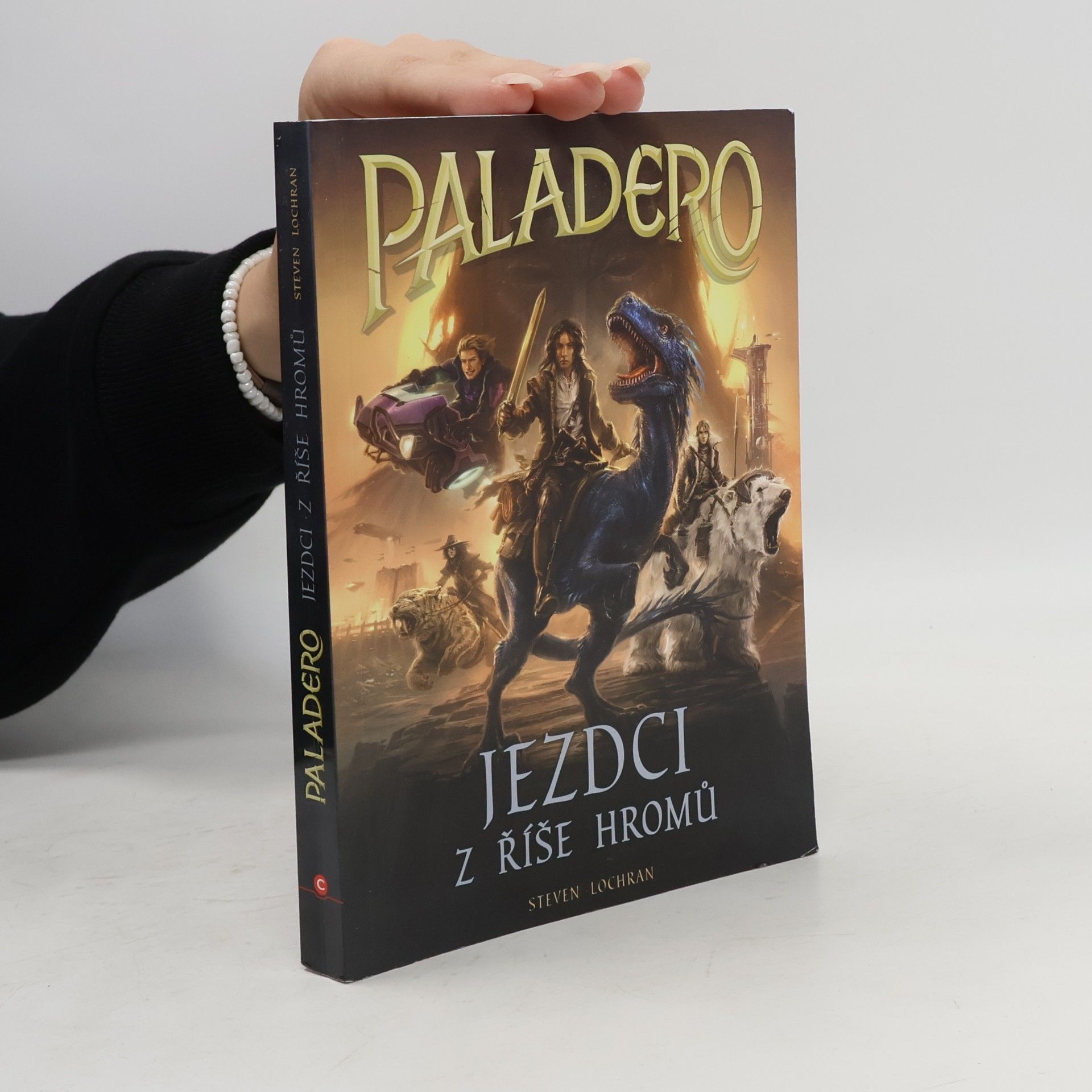 Steven Lochran Jezdci z říše hromů