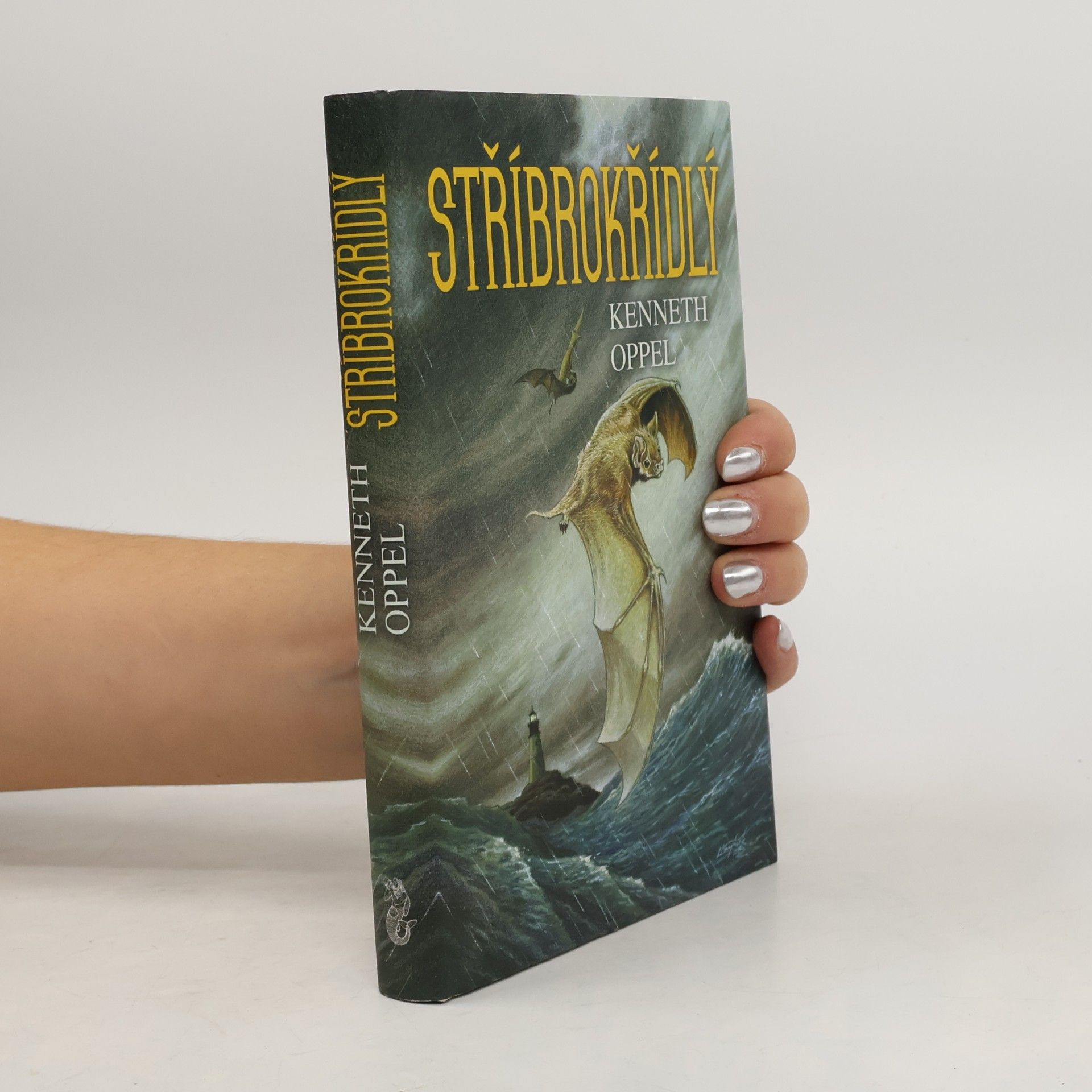 Kenneth Oppel Stříbrokřídlý