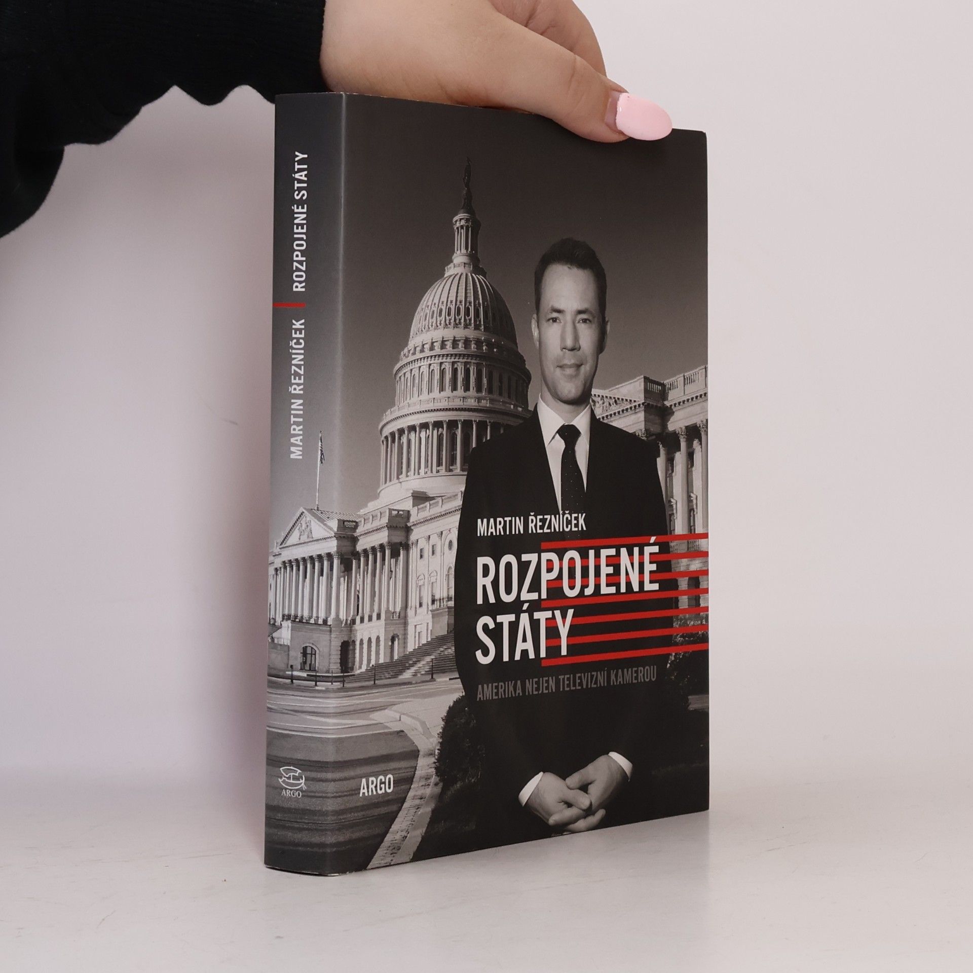 Rozpojené státy: Amerika nejen televizní kamerou