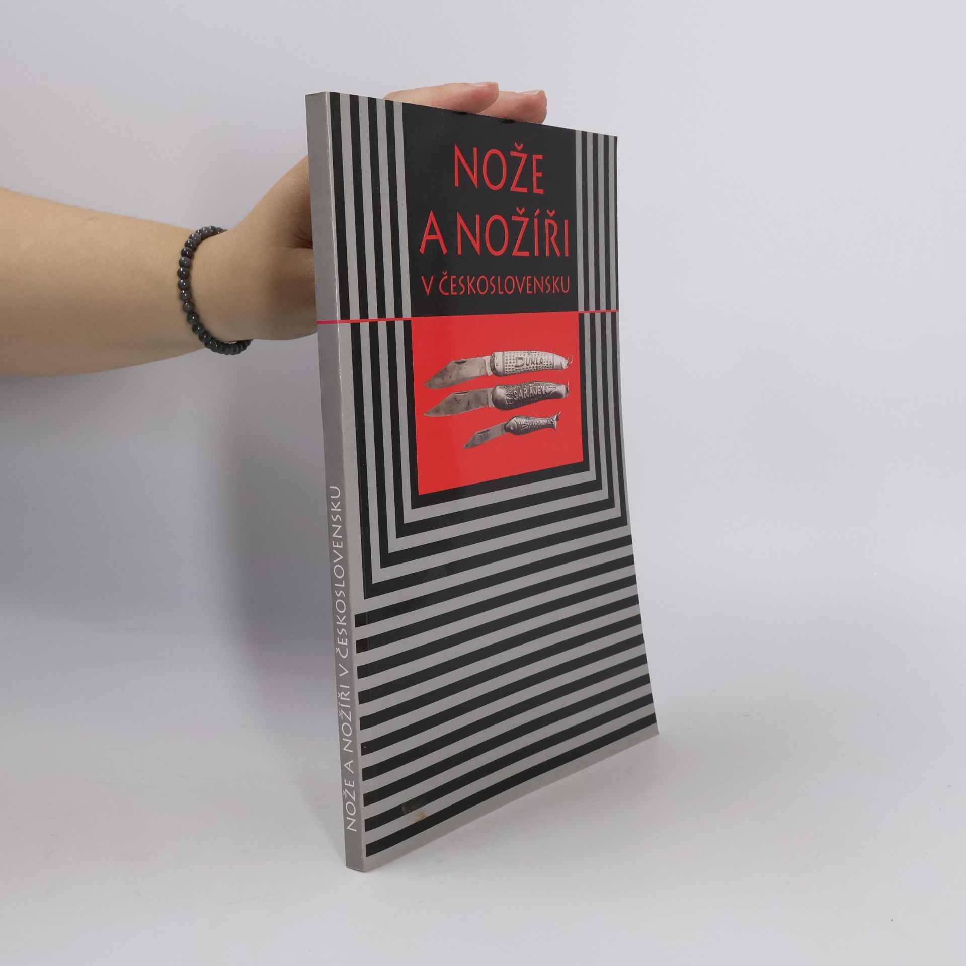 Mikuláš Pernitzky Nože a nožíři v Československu