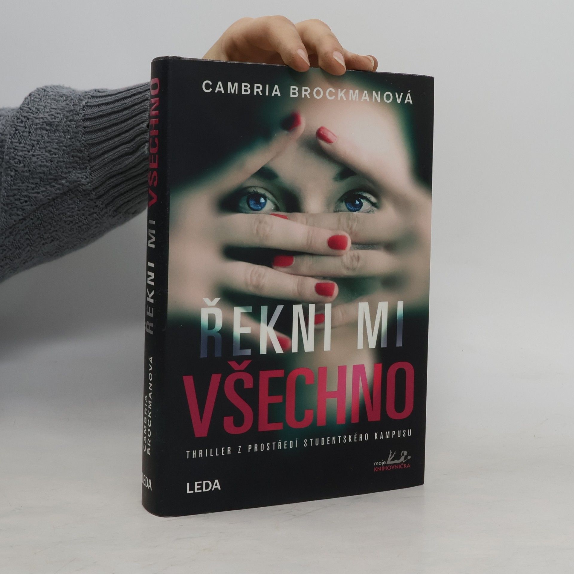 Řekni mi všechno