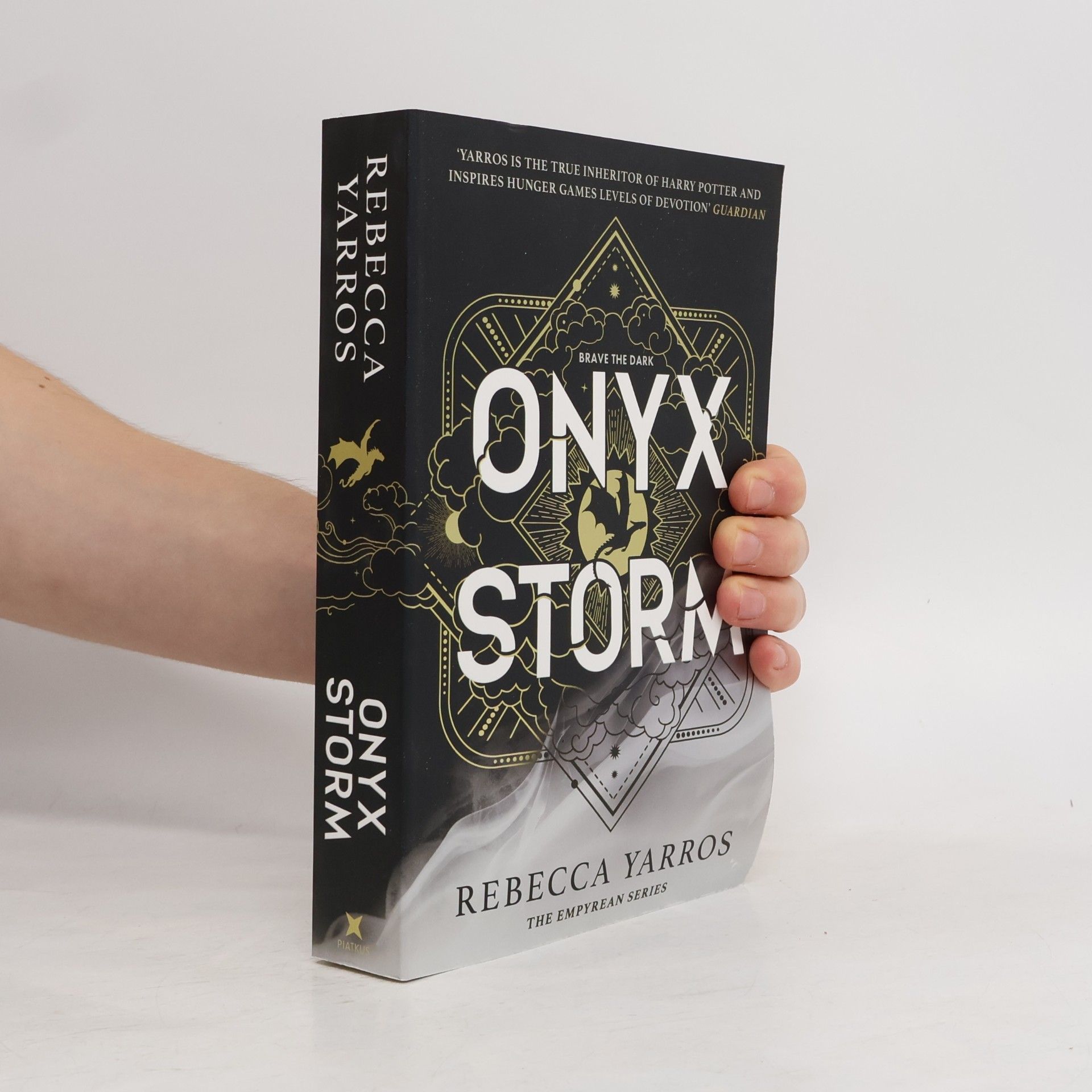 Rebecca Yarros Onyx Storm