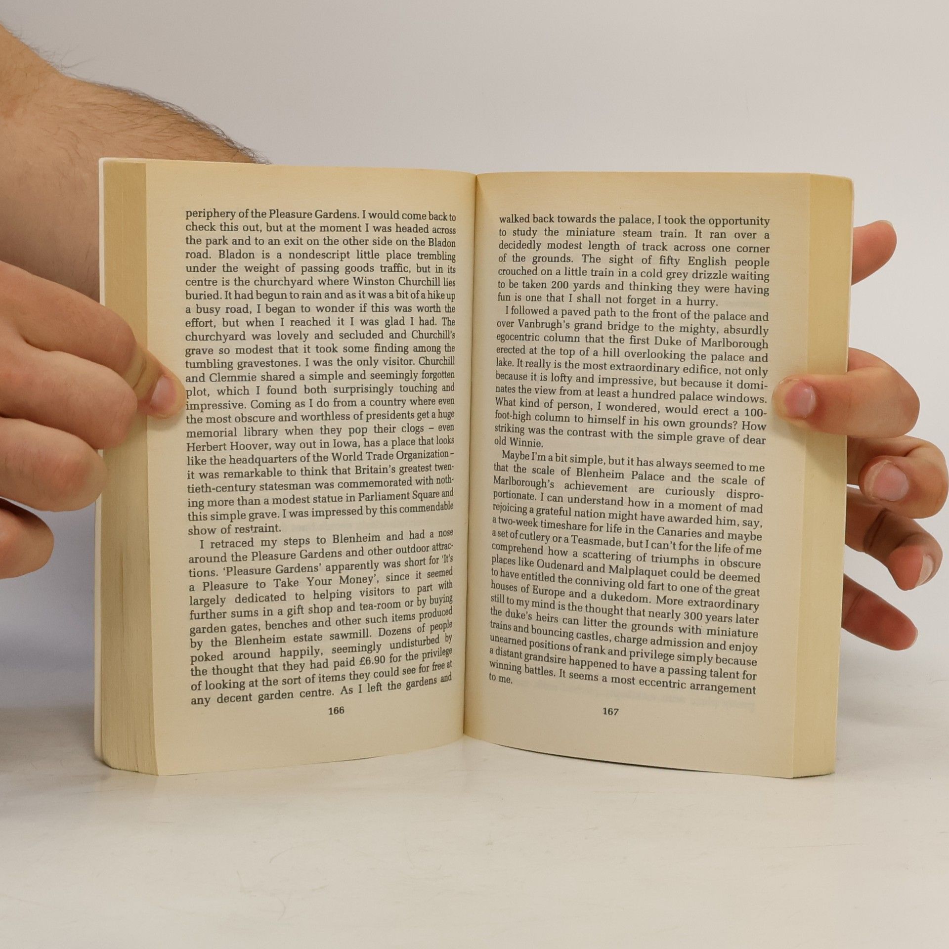 Bill Bryson Notes from a Small Island