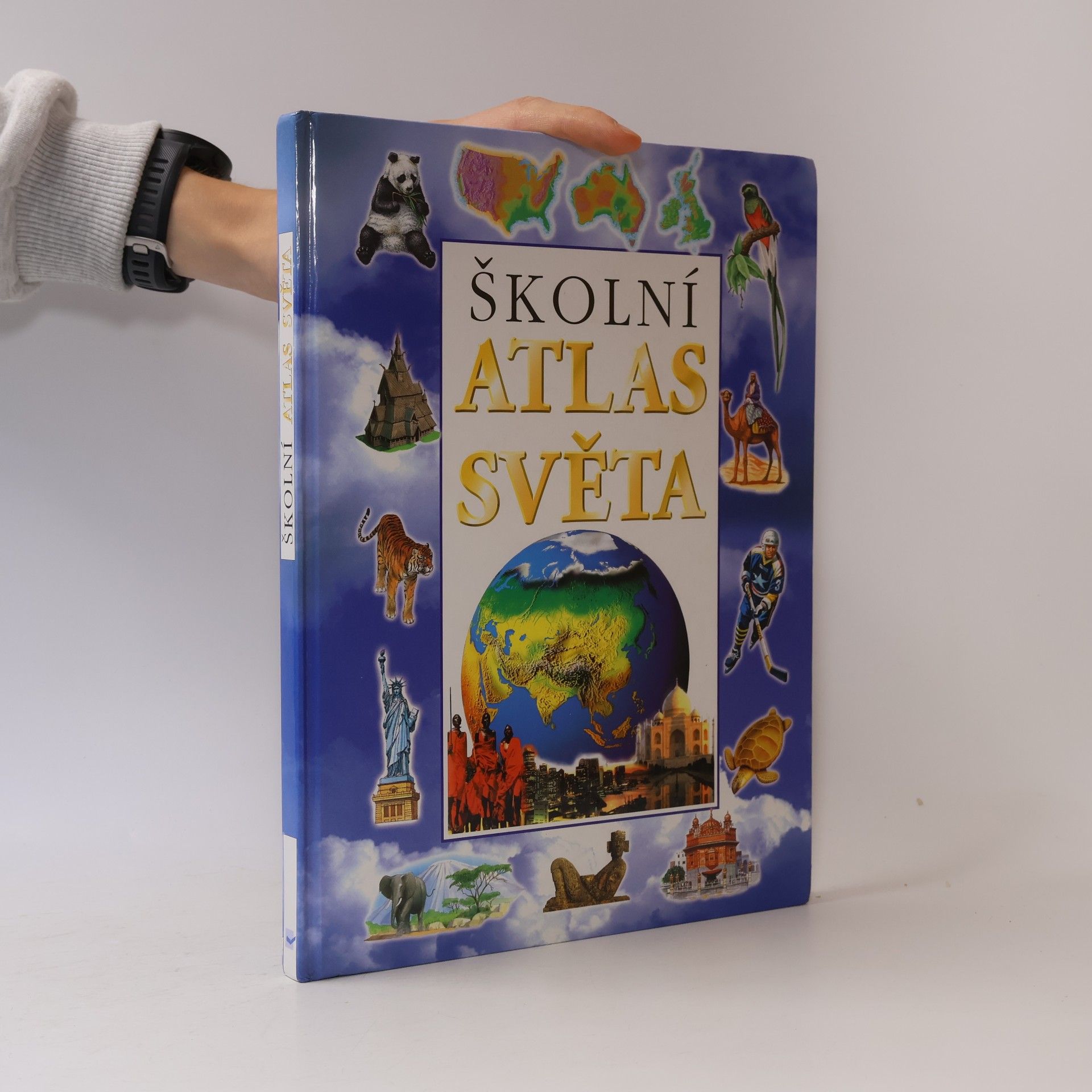 Philip Steele Školní atlas světa
