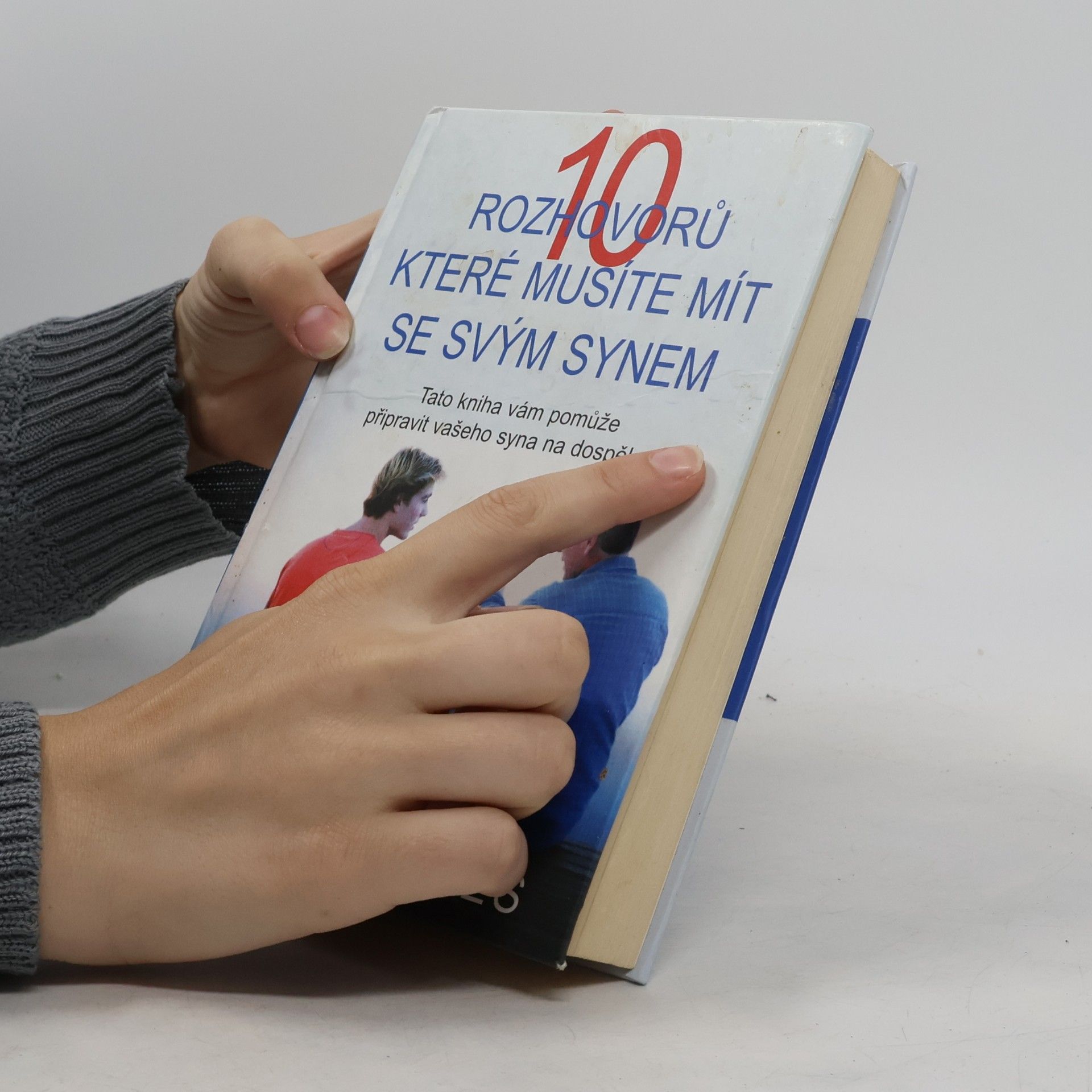 Tim Hawkes 10 rozhovorů, které musíte mít se svým synem