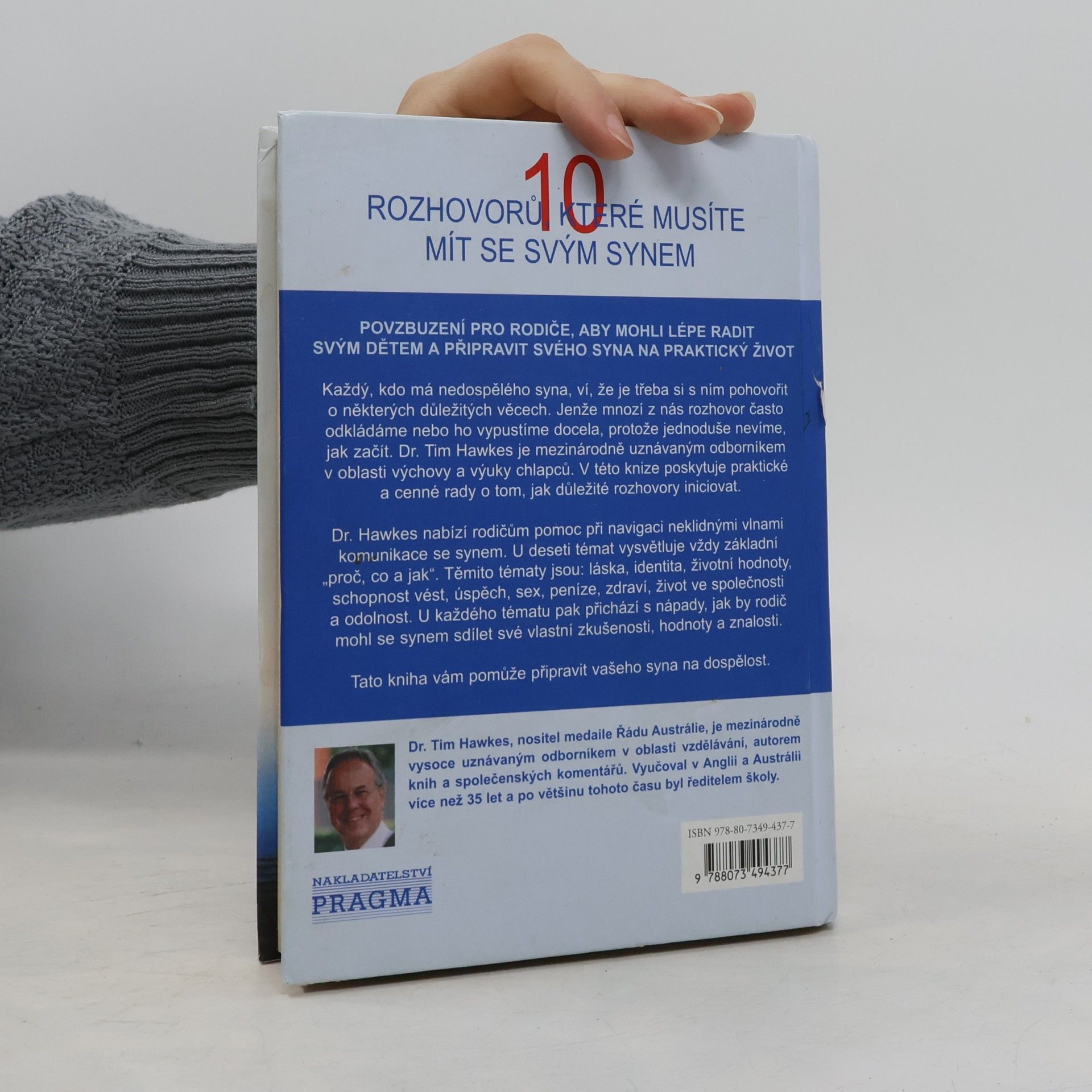 Tim Hawkes 10 rozhovorů, které musíte mít se svým synem
