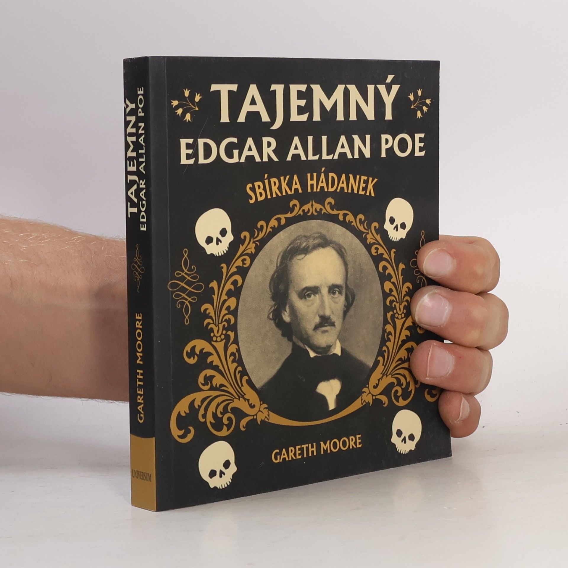 Tajemný Edgar Allan Poe: sbírka hádanek
