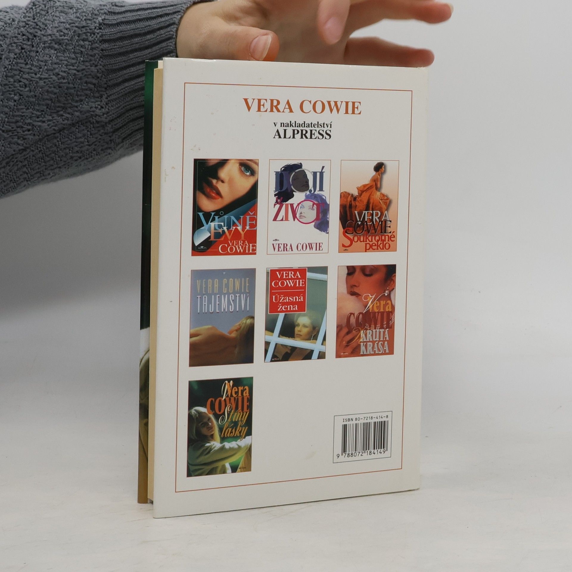Vera Cowie Stíny lásky