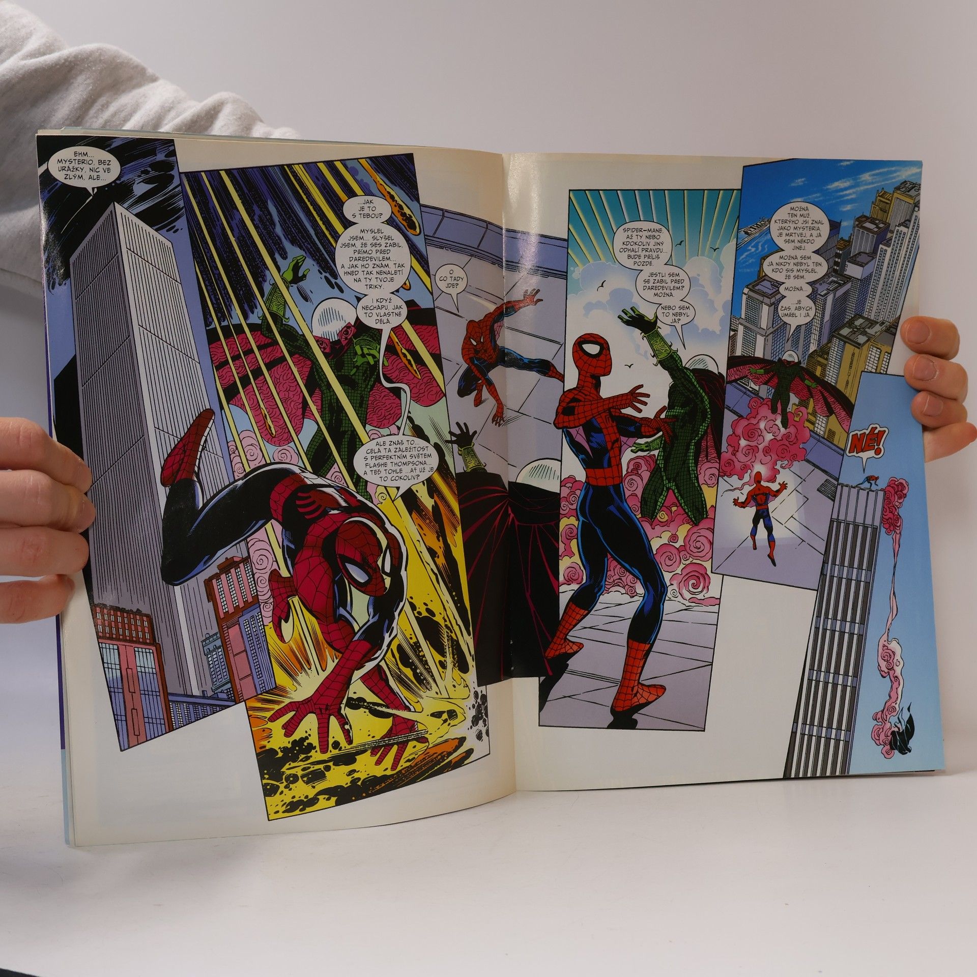 John Byrne Spider-man č. 17 květen 2001
