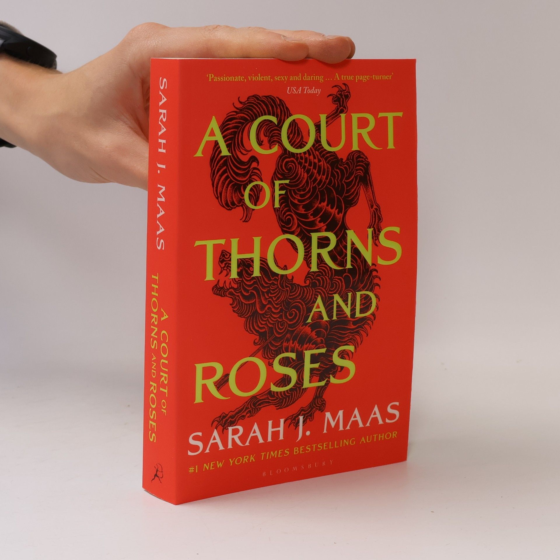 Sarah J. Maas A Court of Thorns and Roses