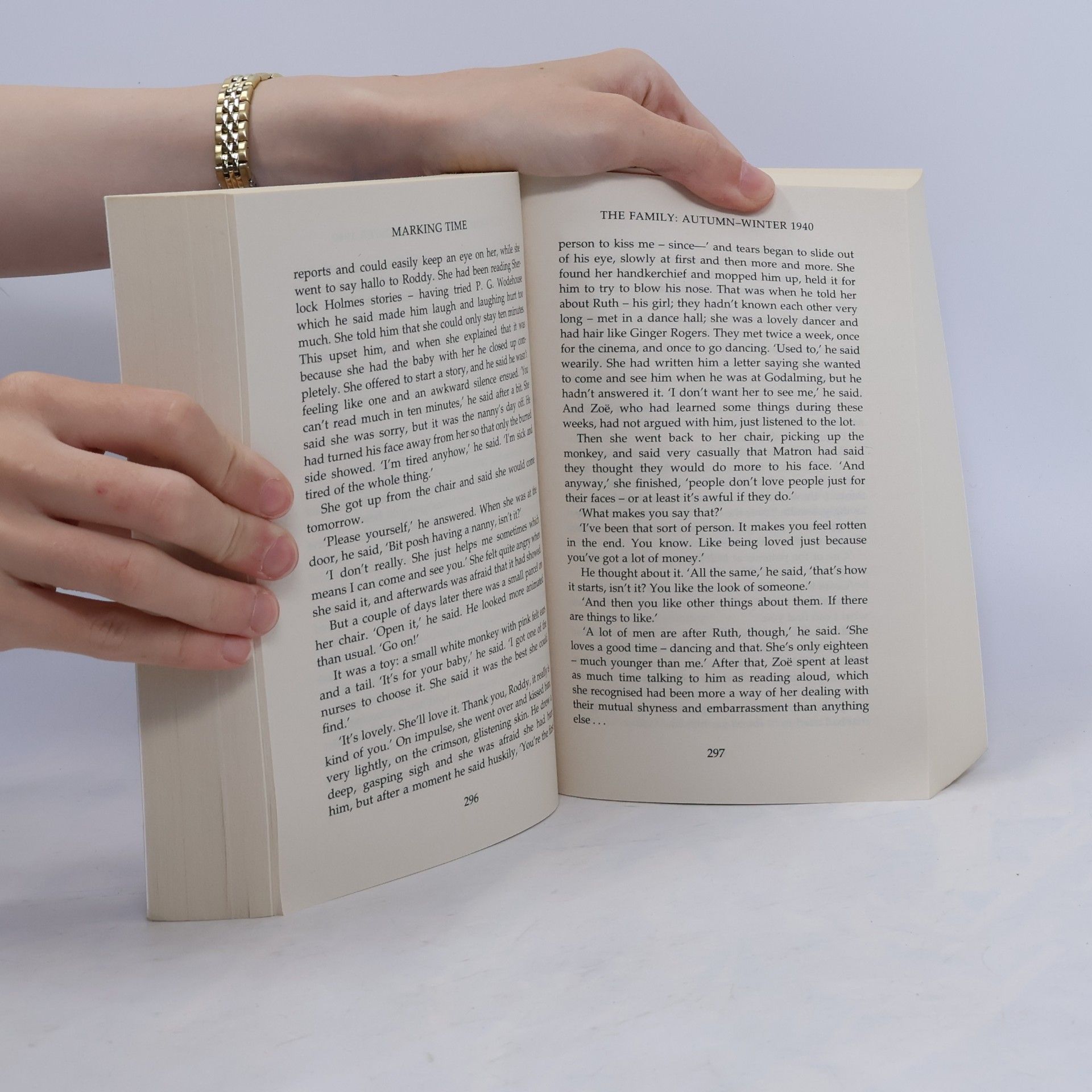 Elizabeth Jane Howard Marking Time