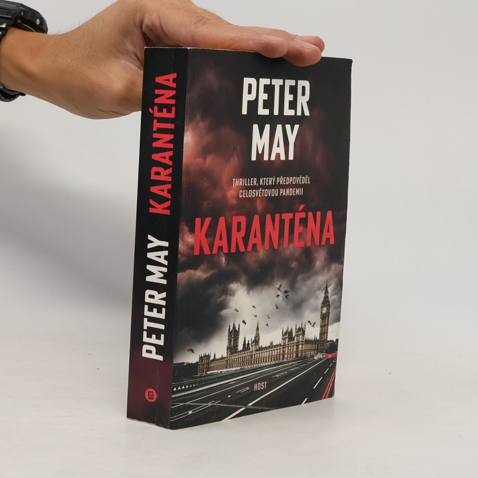 Peter May Karanténa