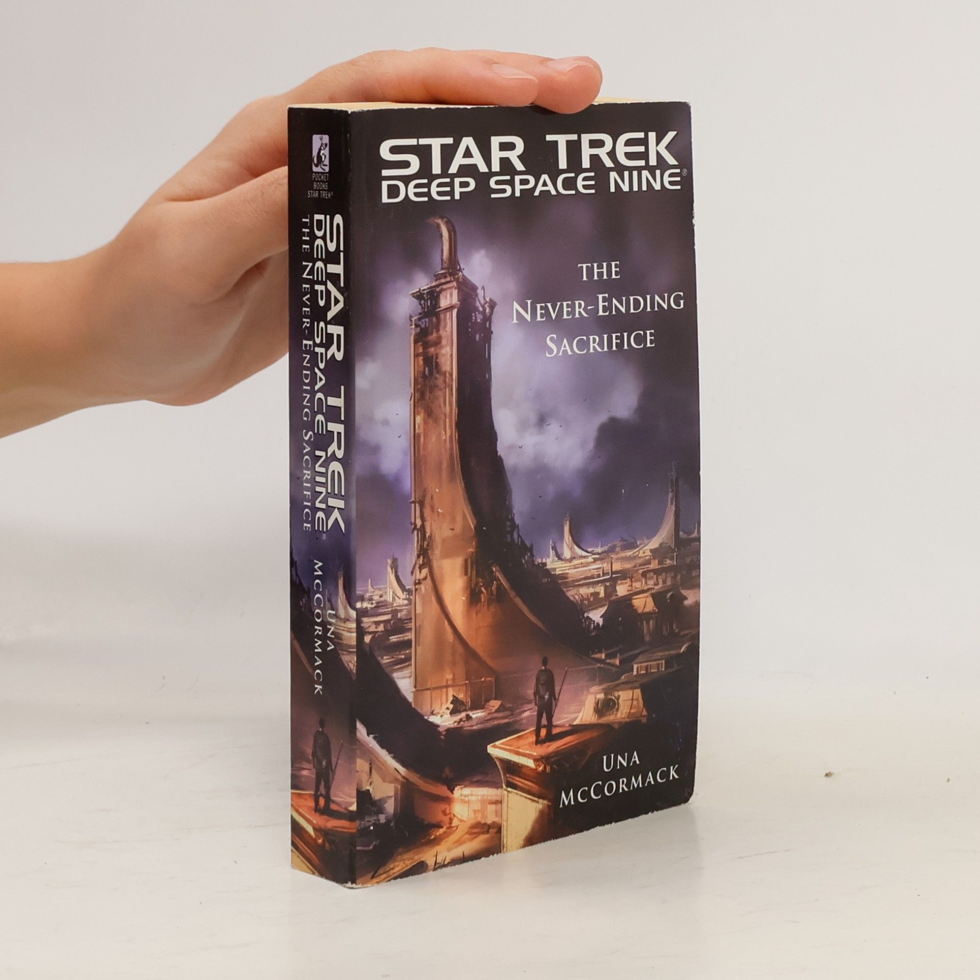 Una McCormack Star Trek. Deep Space Nine. The Never Ending Sacrifice