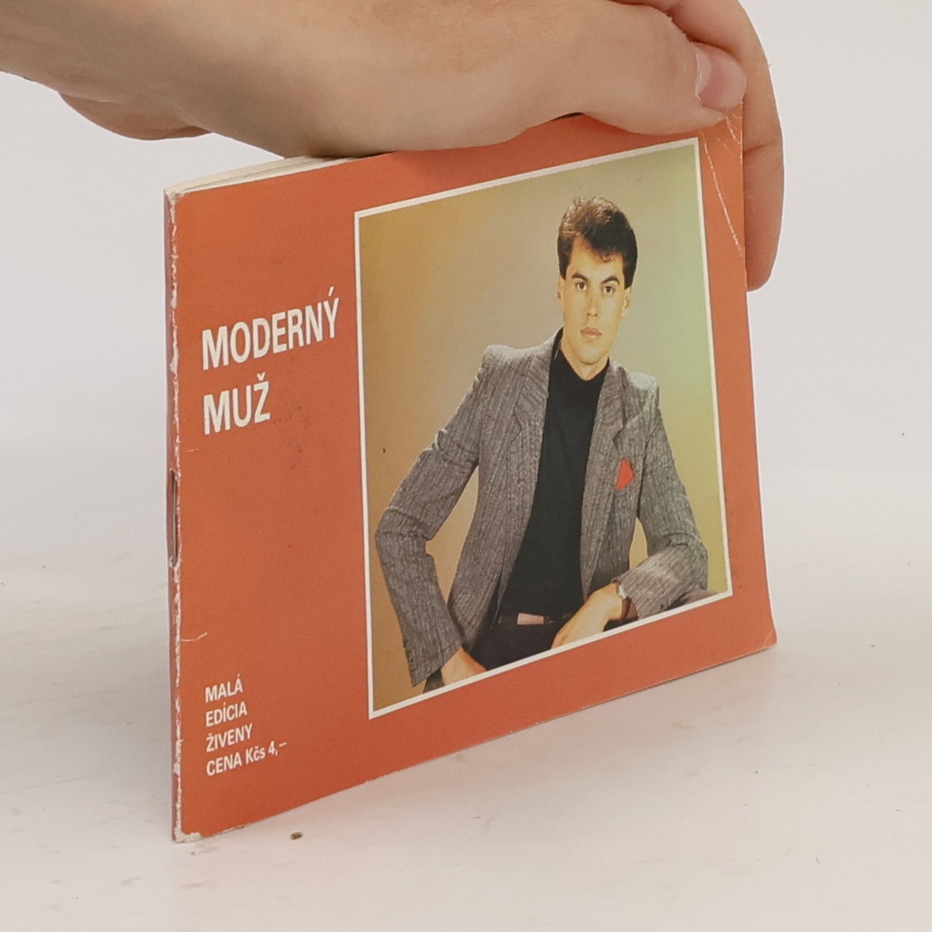 Moderný muž