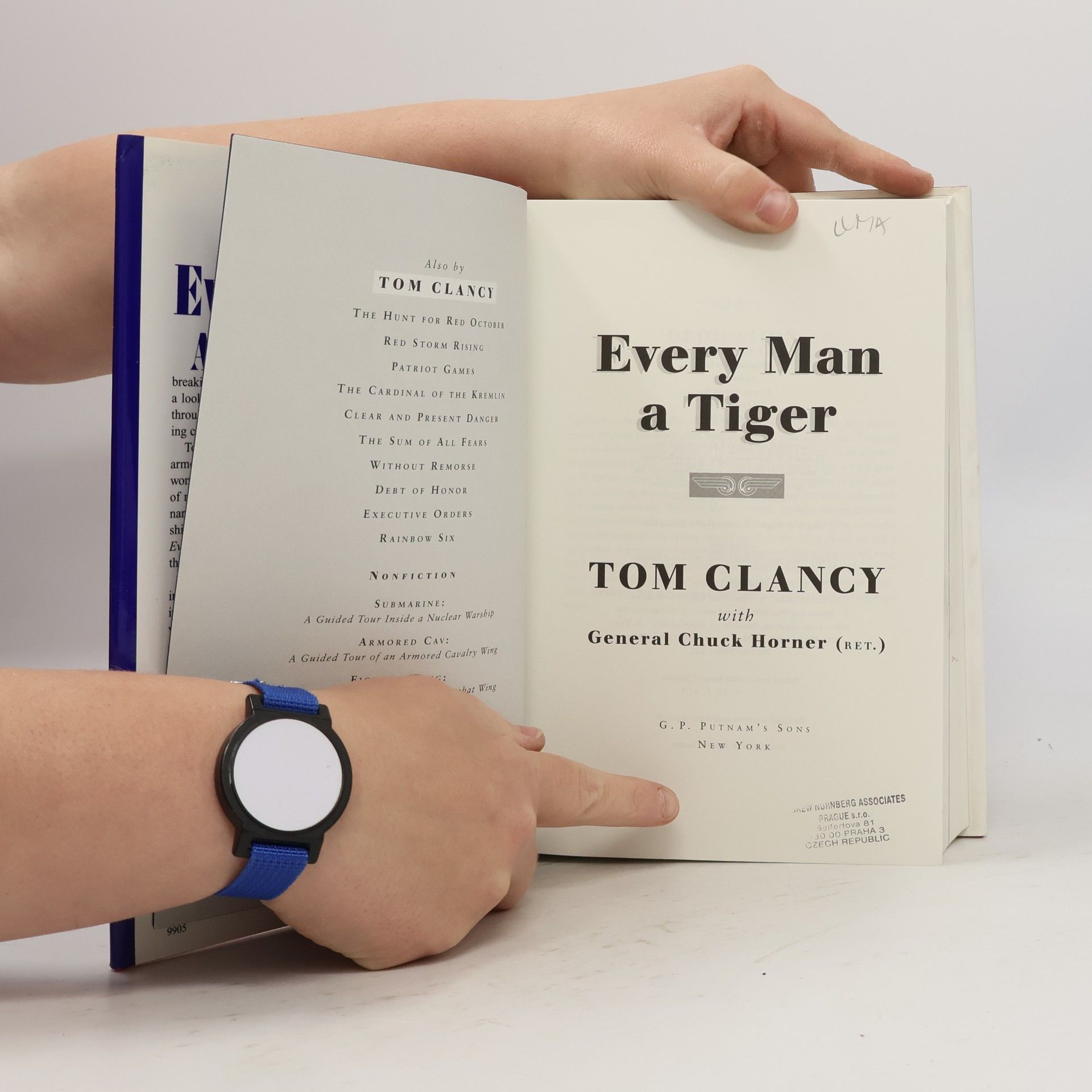 Tom Clancy Every Man a Tiger