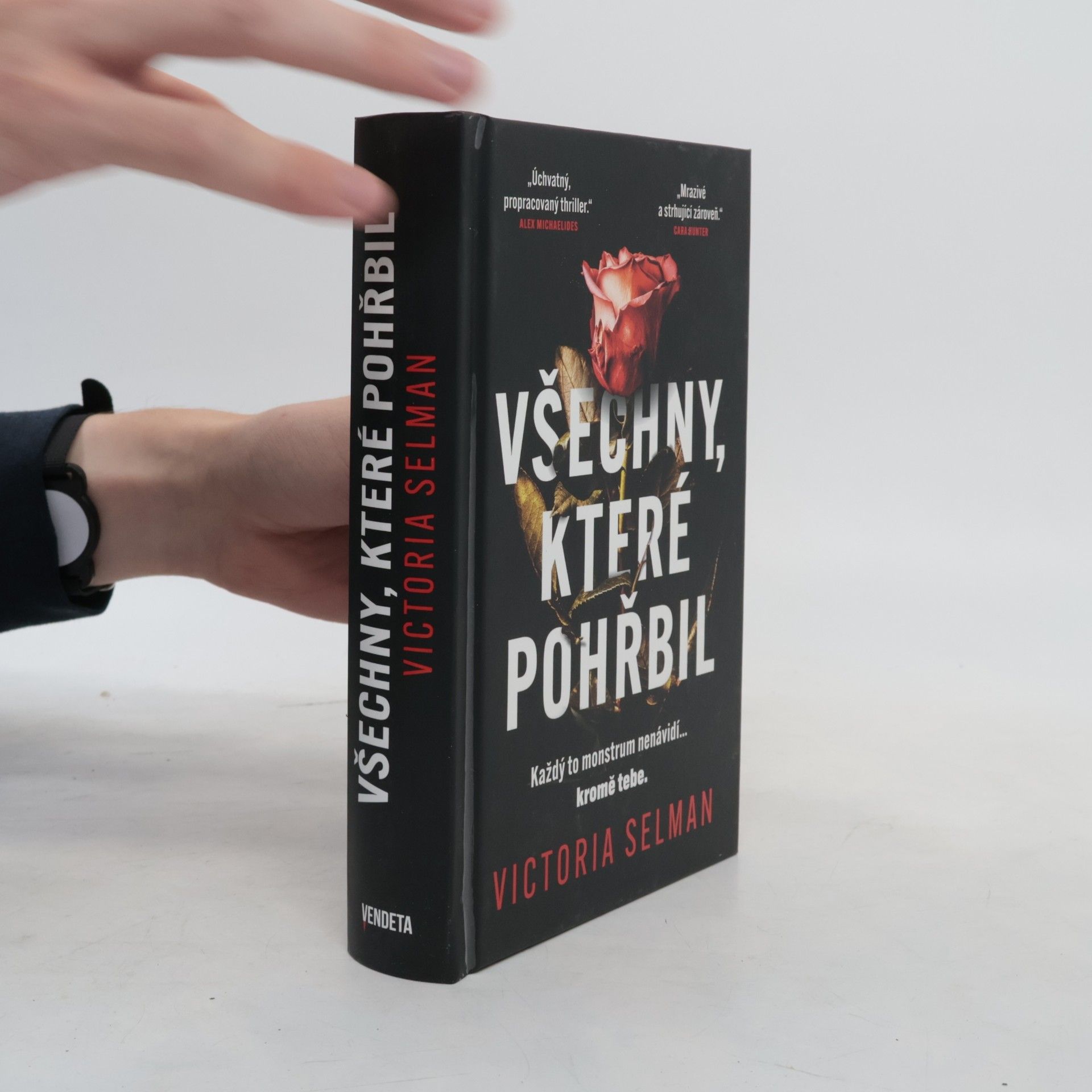 Victoria Selman Všechny, které pohřbil
