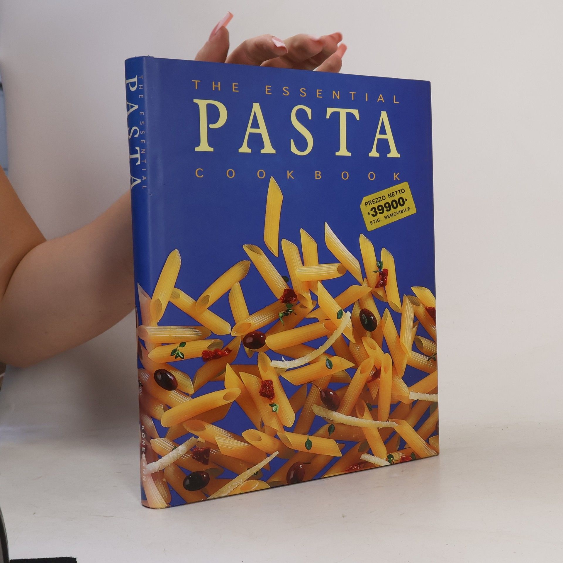 Various authors The Essential Pasta Cookbook