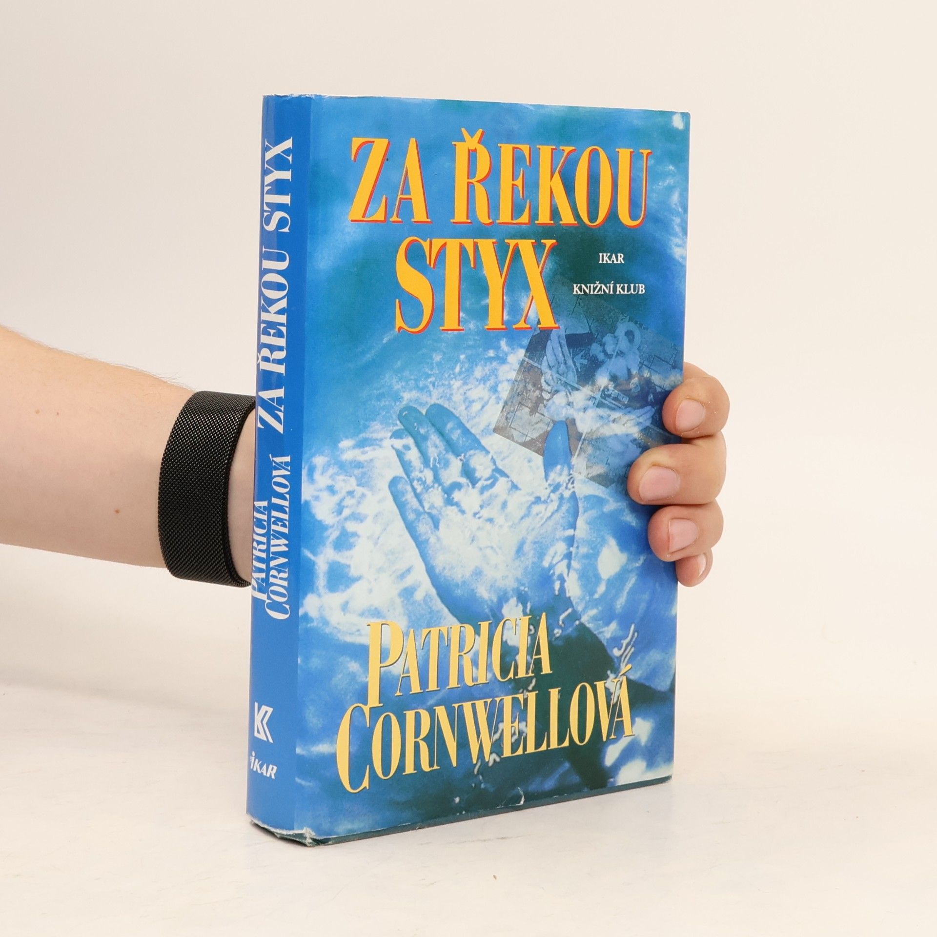 Za řekou Styx