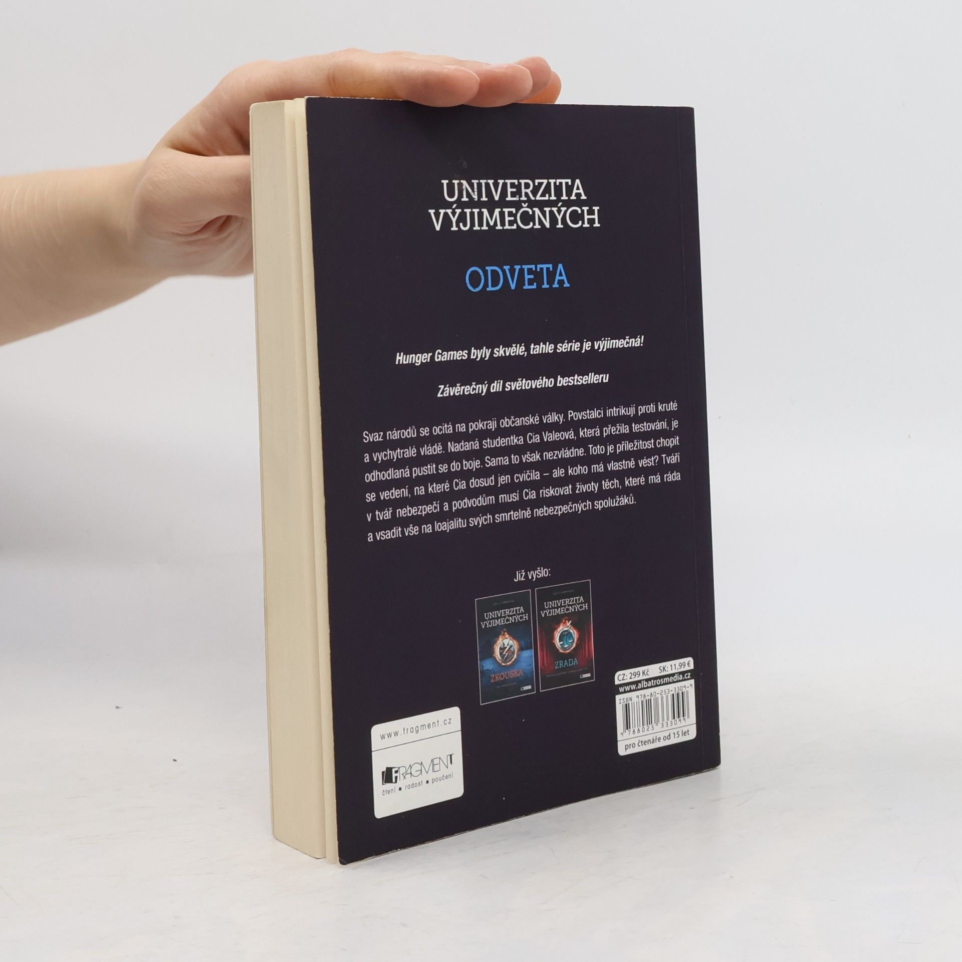 Joelle Charbonneau Univerzita výjimečných - Odveta