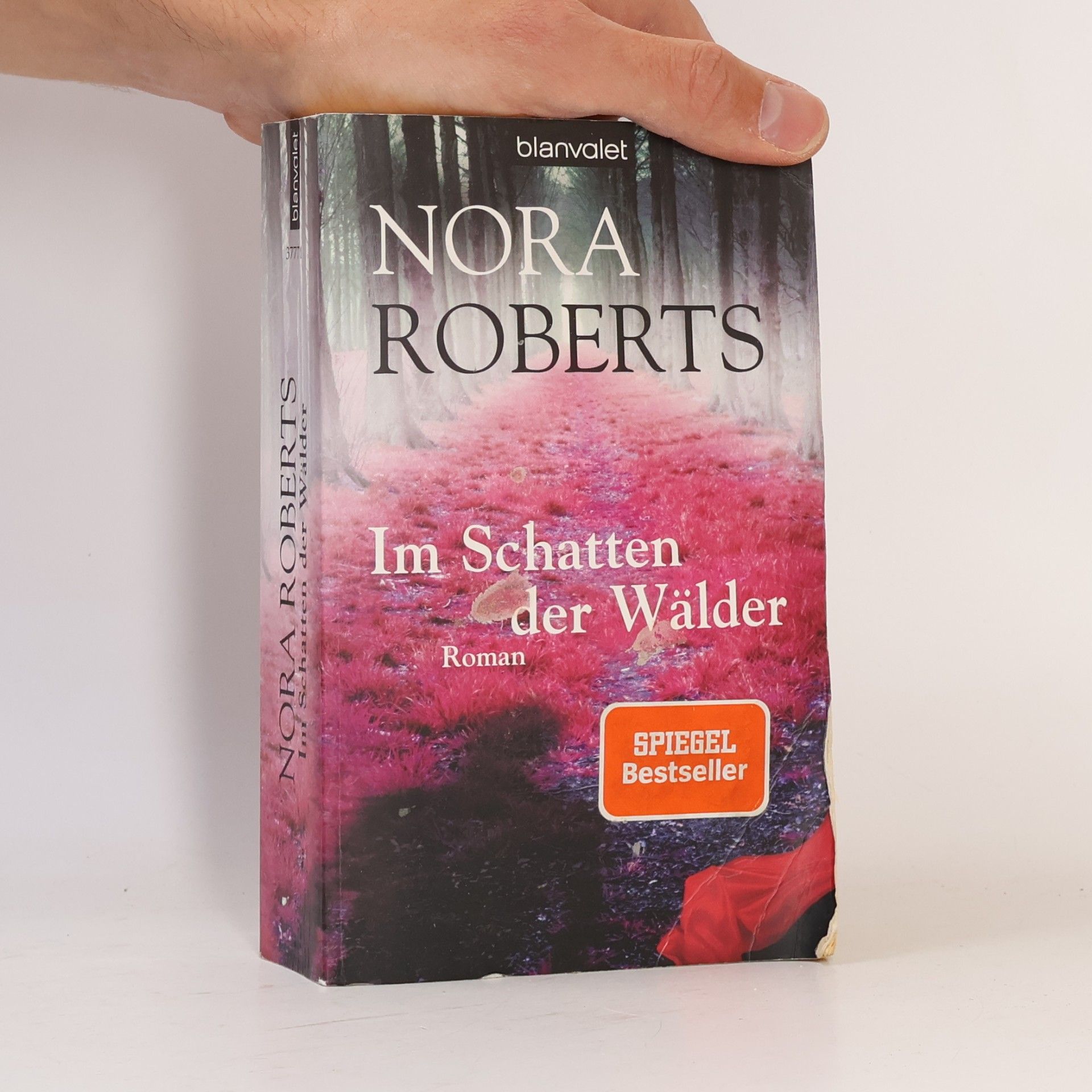 Nora Roberts Im Schatten der Wälder