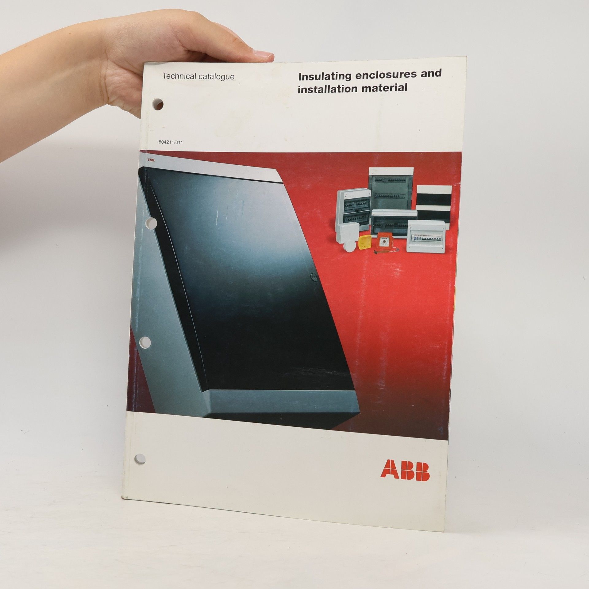 Collectif d'auteurs Insulating enclosures and installation material