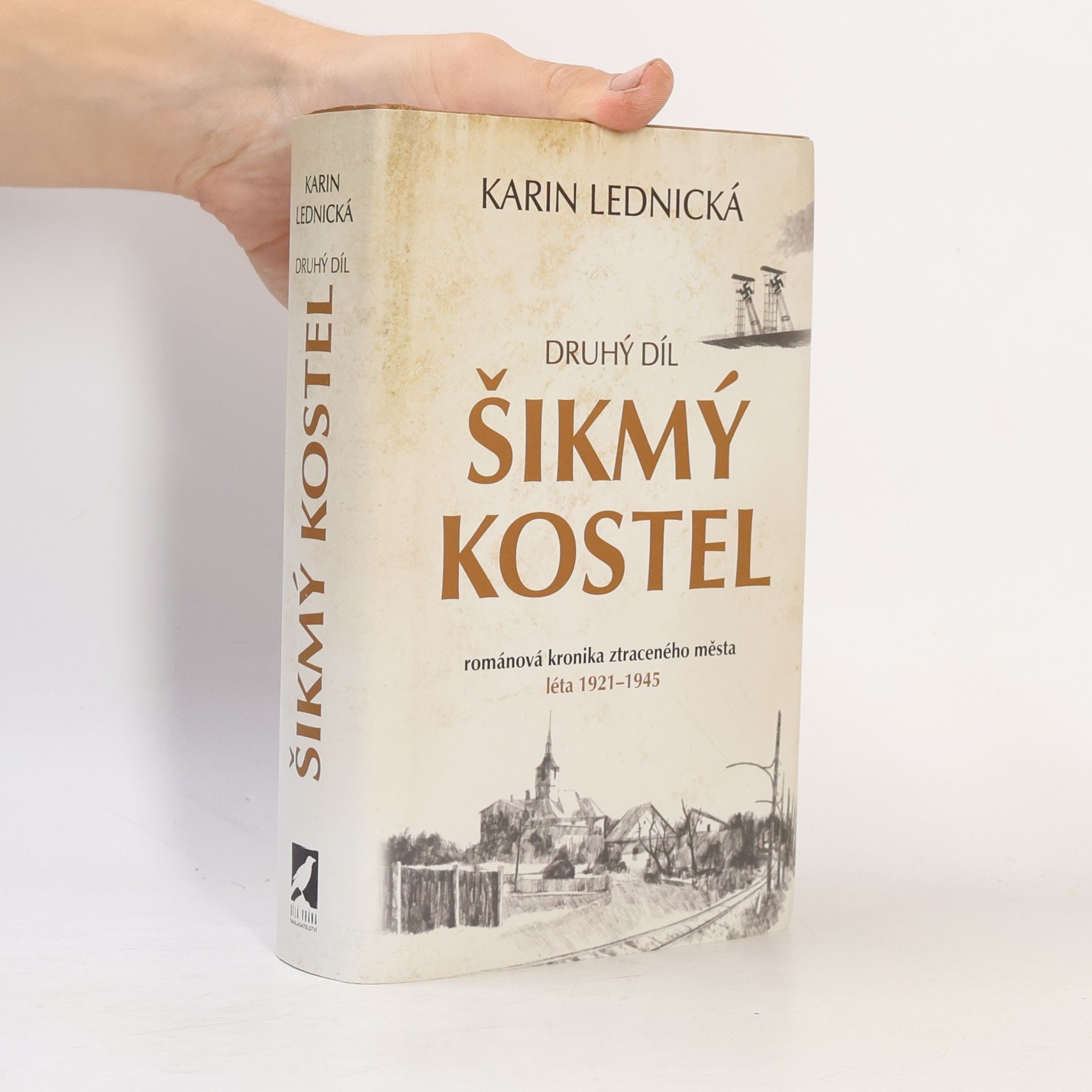 Karin Lednická Šikmý kostel 2